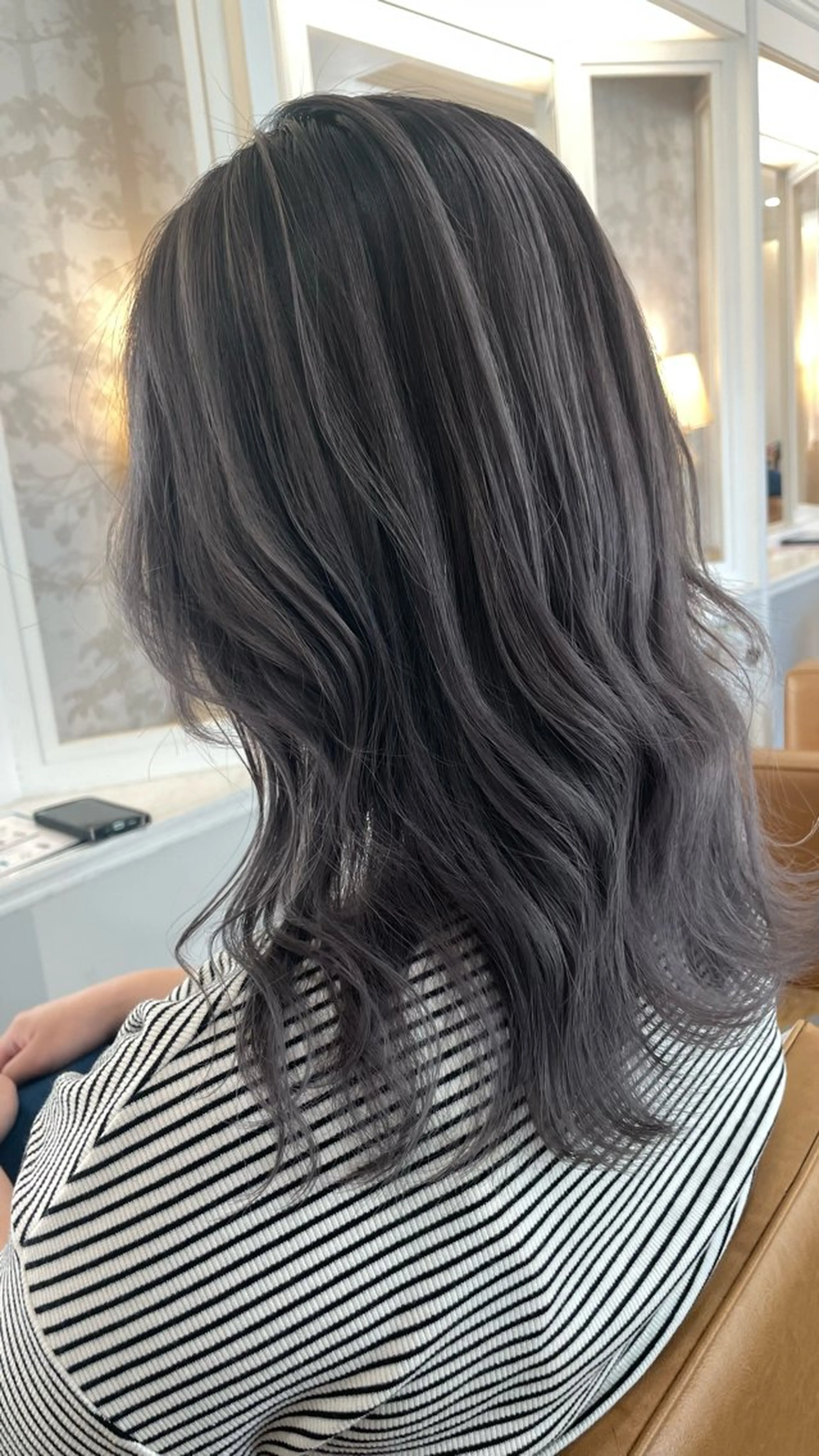 セミロング ヘアカラー トリートメント ブリーチ毛矯正.髪質 改善.髪にドラマをのヘアスタイル