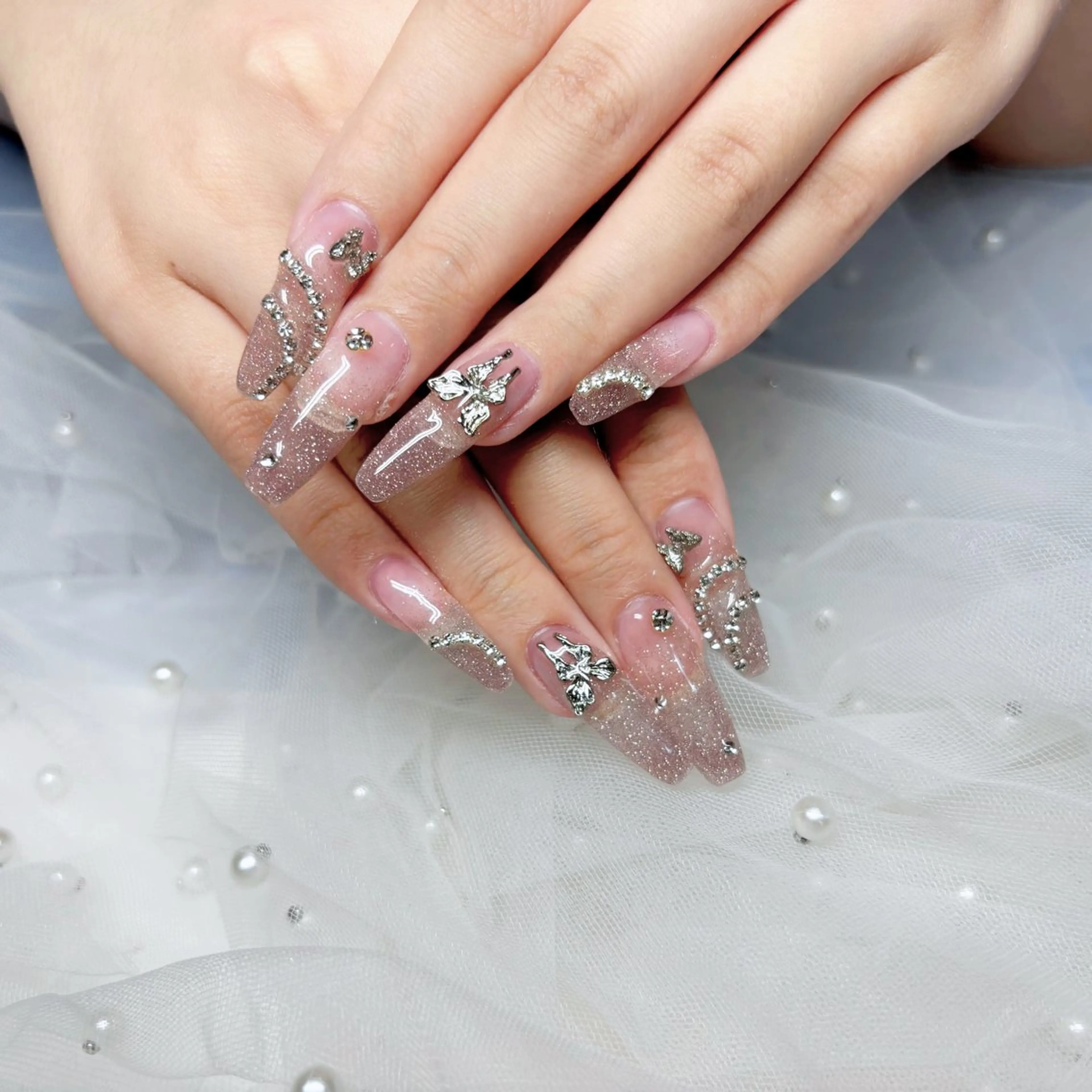 ネイル ハンドネイル H3 Nail Tsuki🦋💙のネイルデザイン
