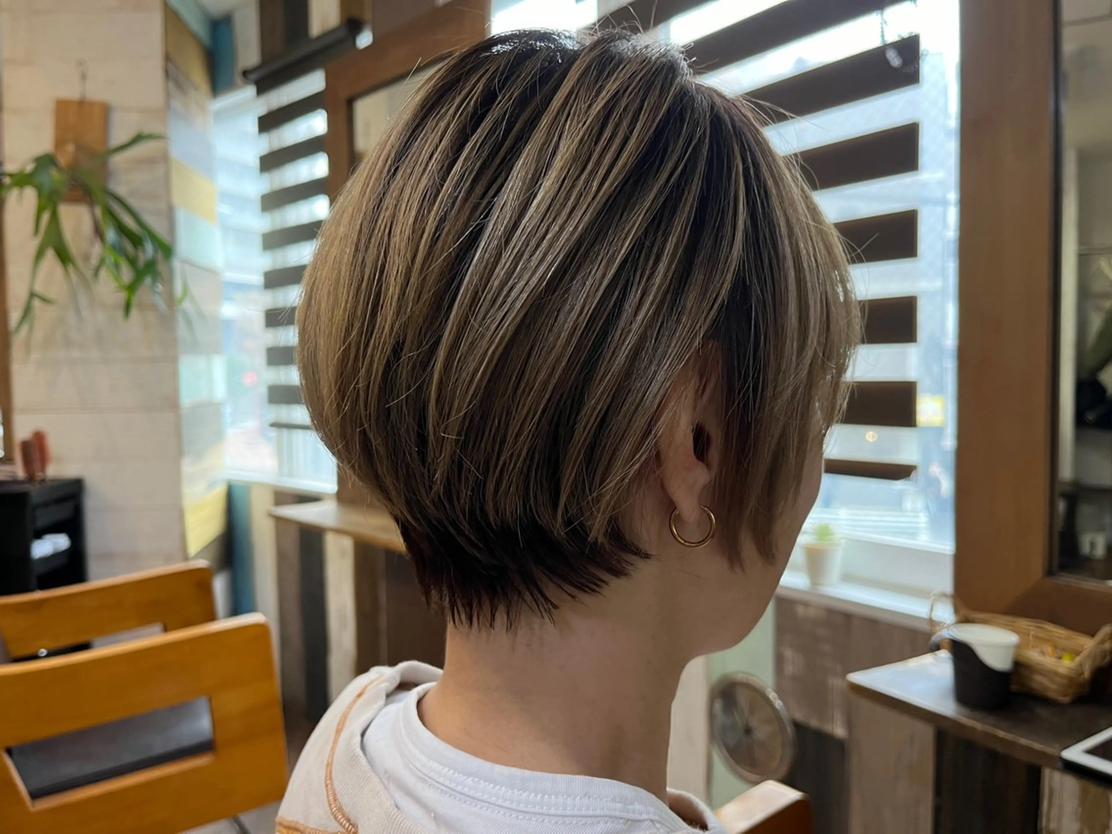 ショート uchiyama kenのヘアスタイル