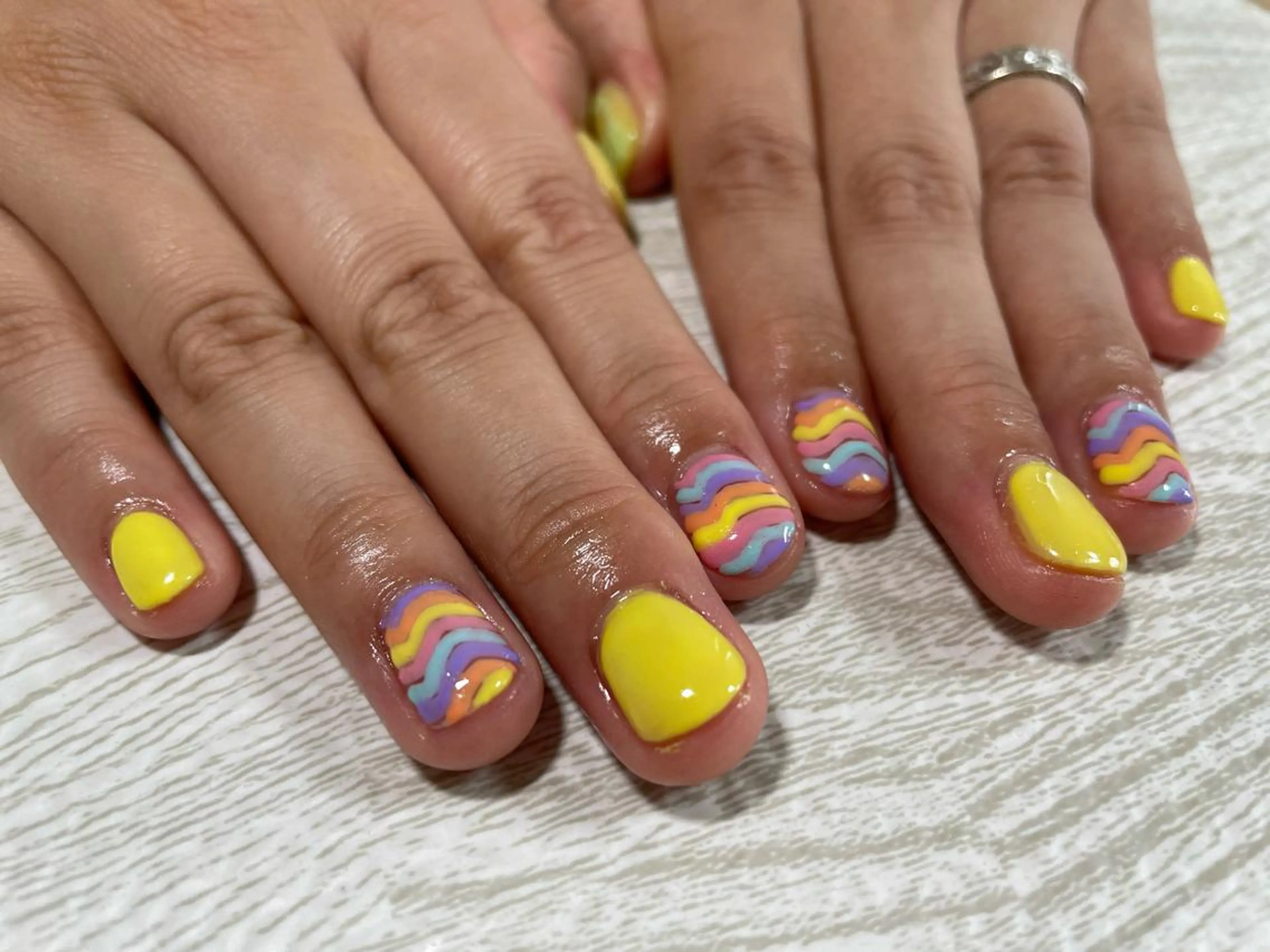 ネイル ハンドネイル Ulu  Nail 🌱MOMOKAのネイルデザイン