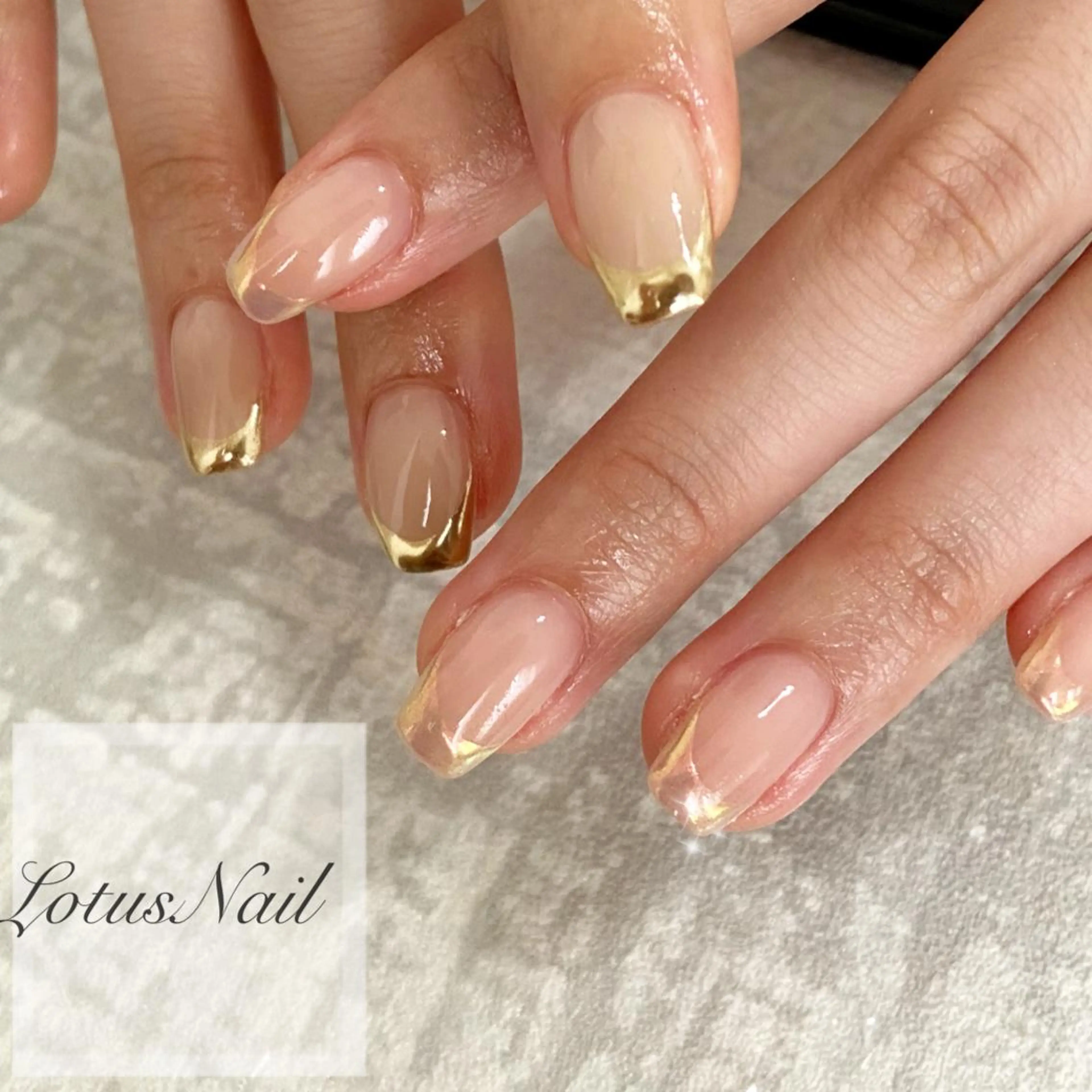 ネイル フレンチネイル ミラーネイル Lotus Nailのネイルデザイン