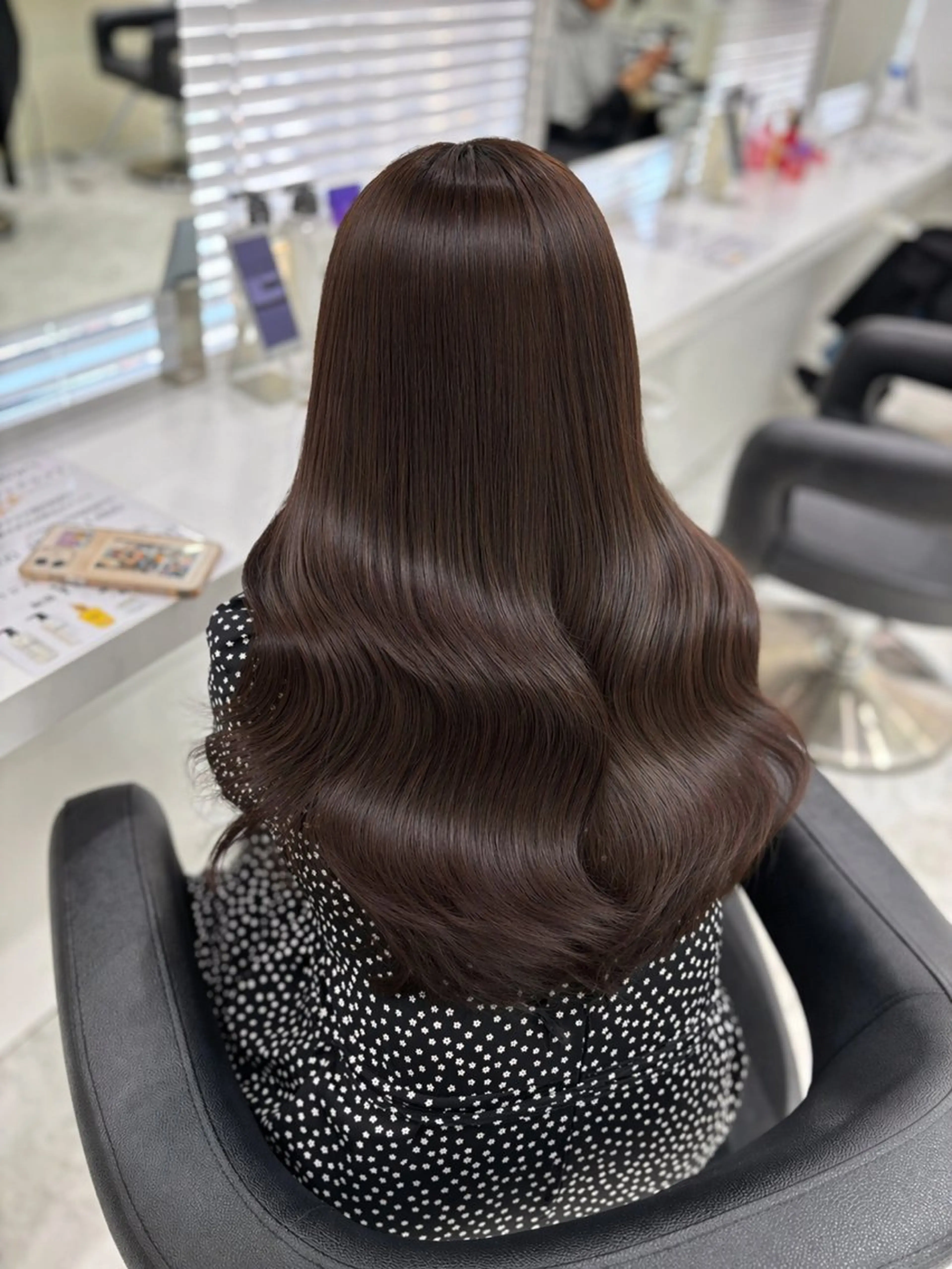 ロング カラー ヘアカラー トリートメント ヘッドスパ ヘアセット 流行りの透明感カラー ×縮毛矯正🤍ユウのヘアスタイル