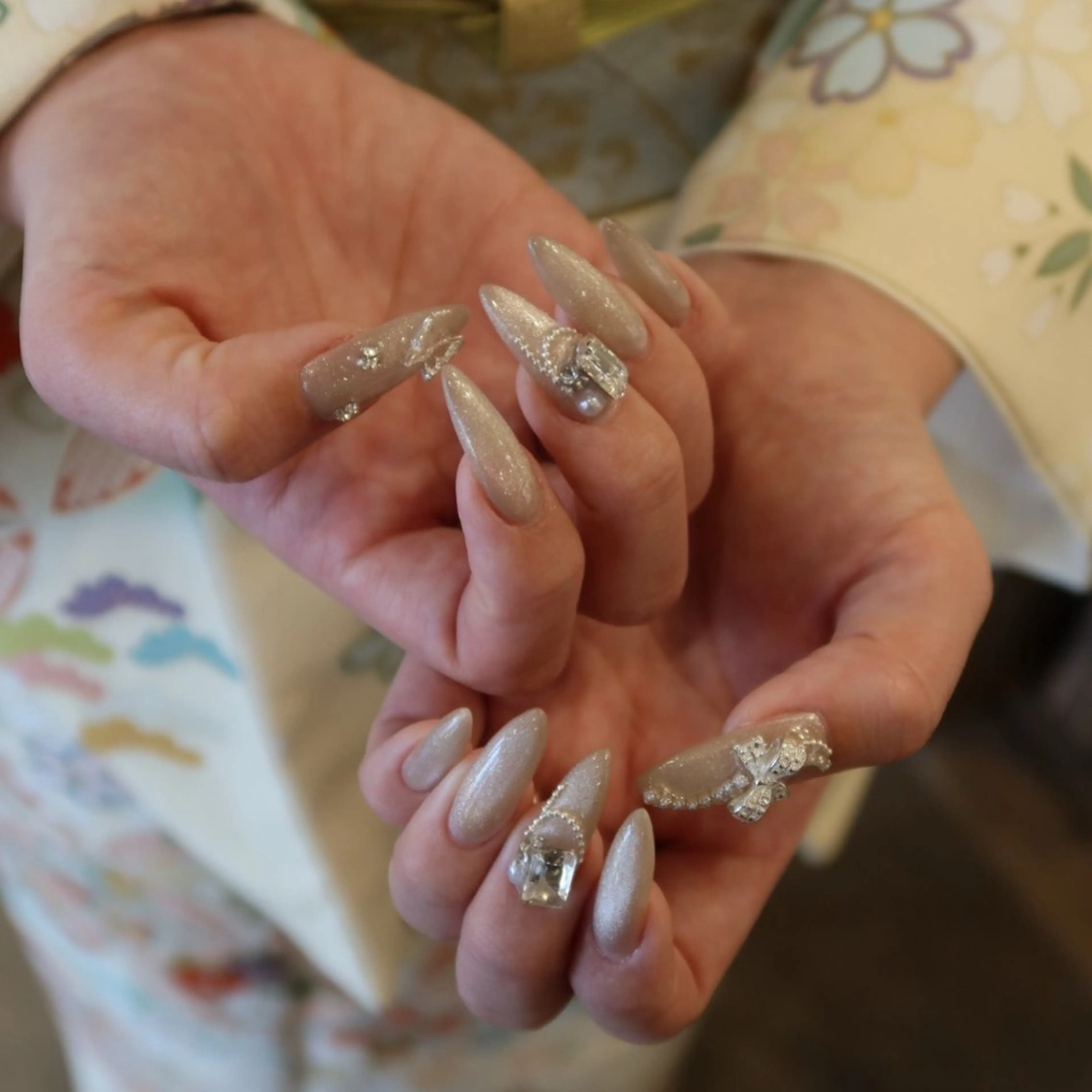 ネイル ハンドネイル WissA kanaのネイルデザイン