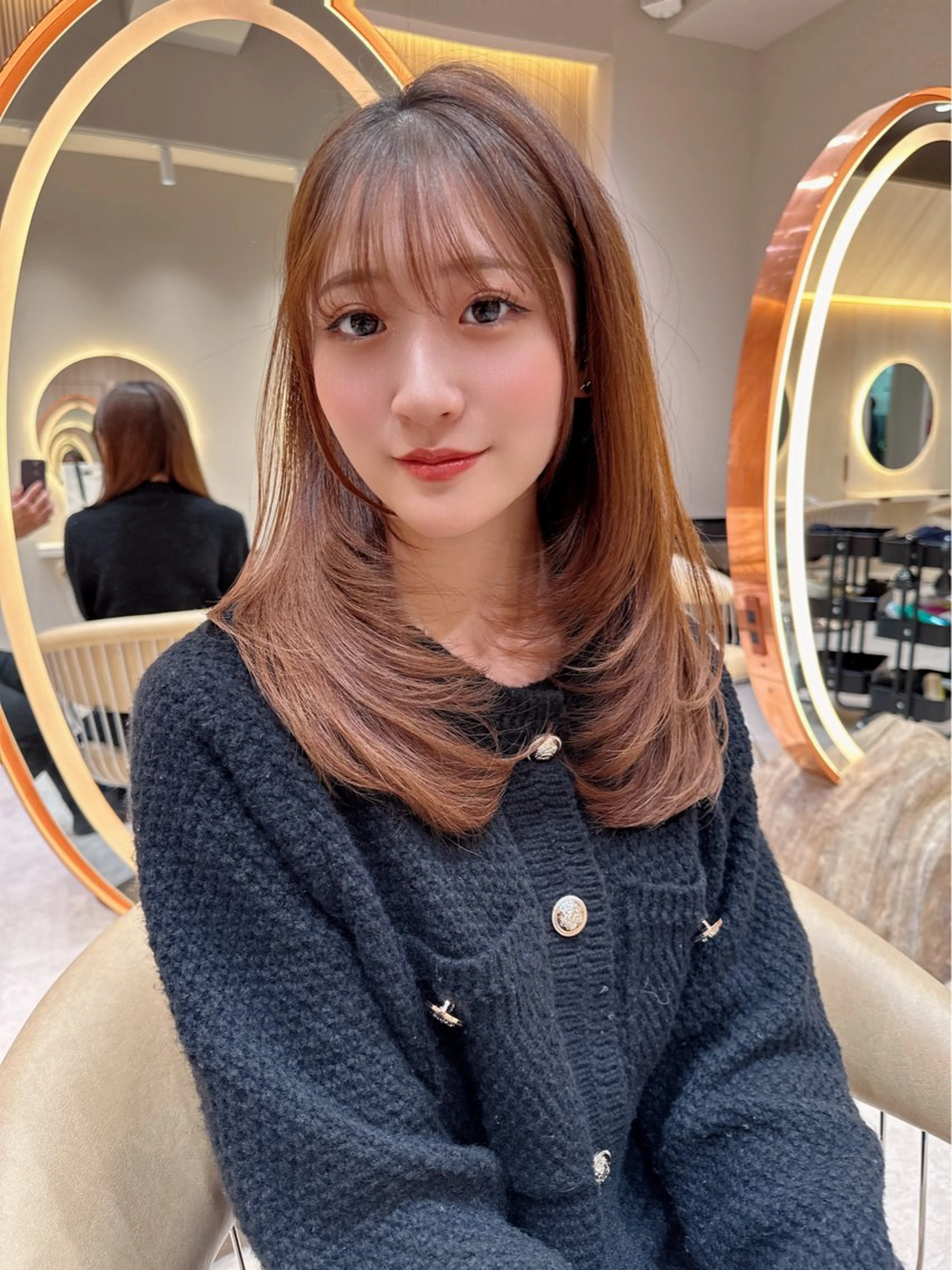 セミロング カット ヘアカラー トリートメント レイヤー❣️縮毛矯 川村利幸のヘアスタイル