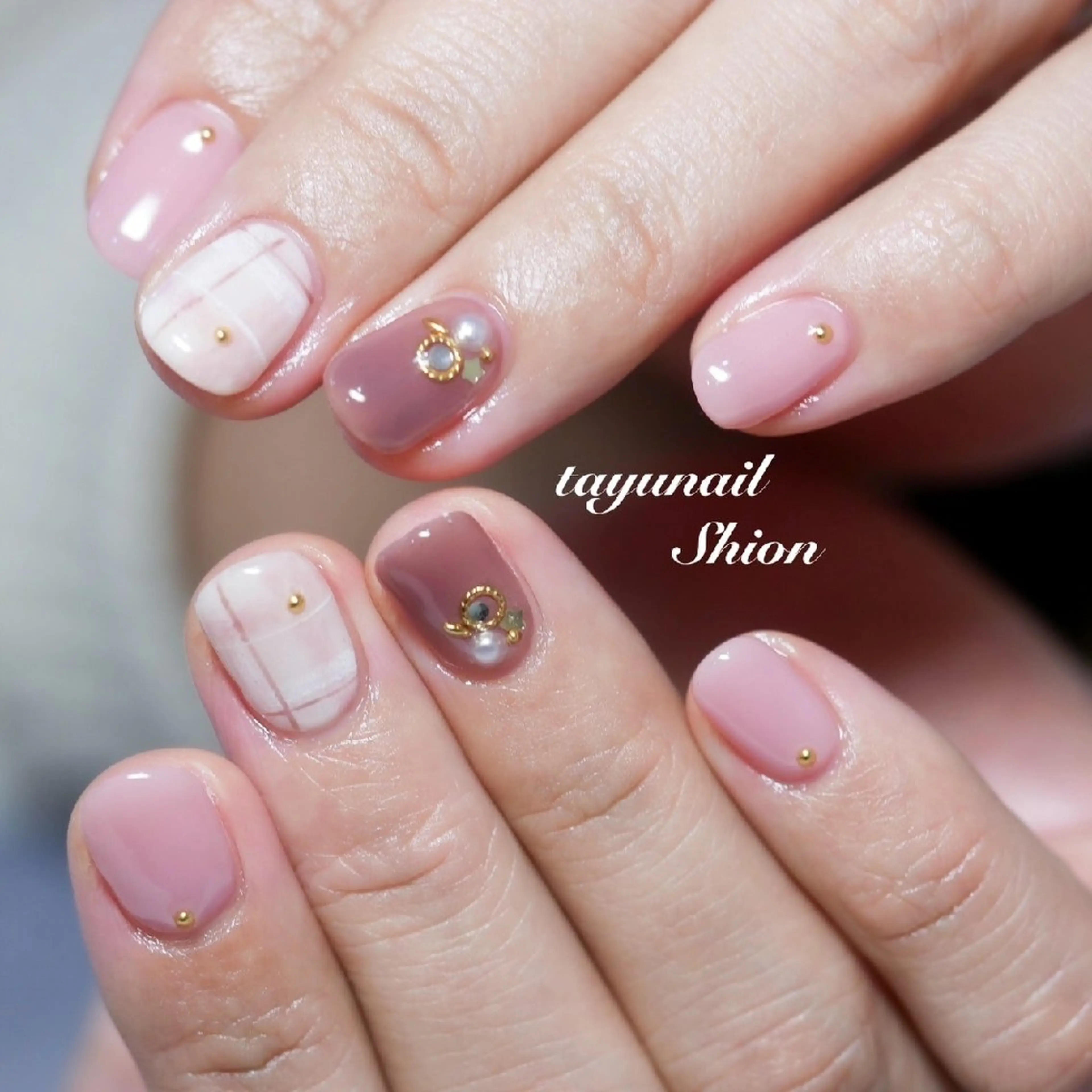ネイル ジェルネイル パラジェル ピンク 冬ネイル ネイルサロン 【たゆnail】のネイルデザイン