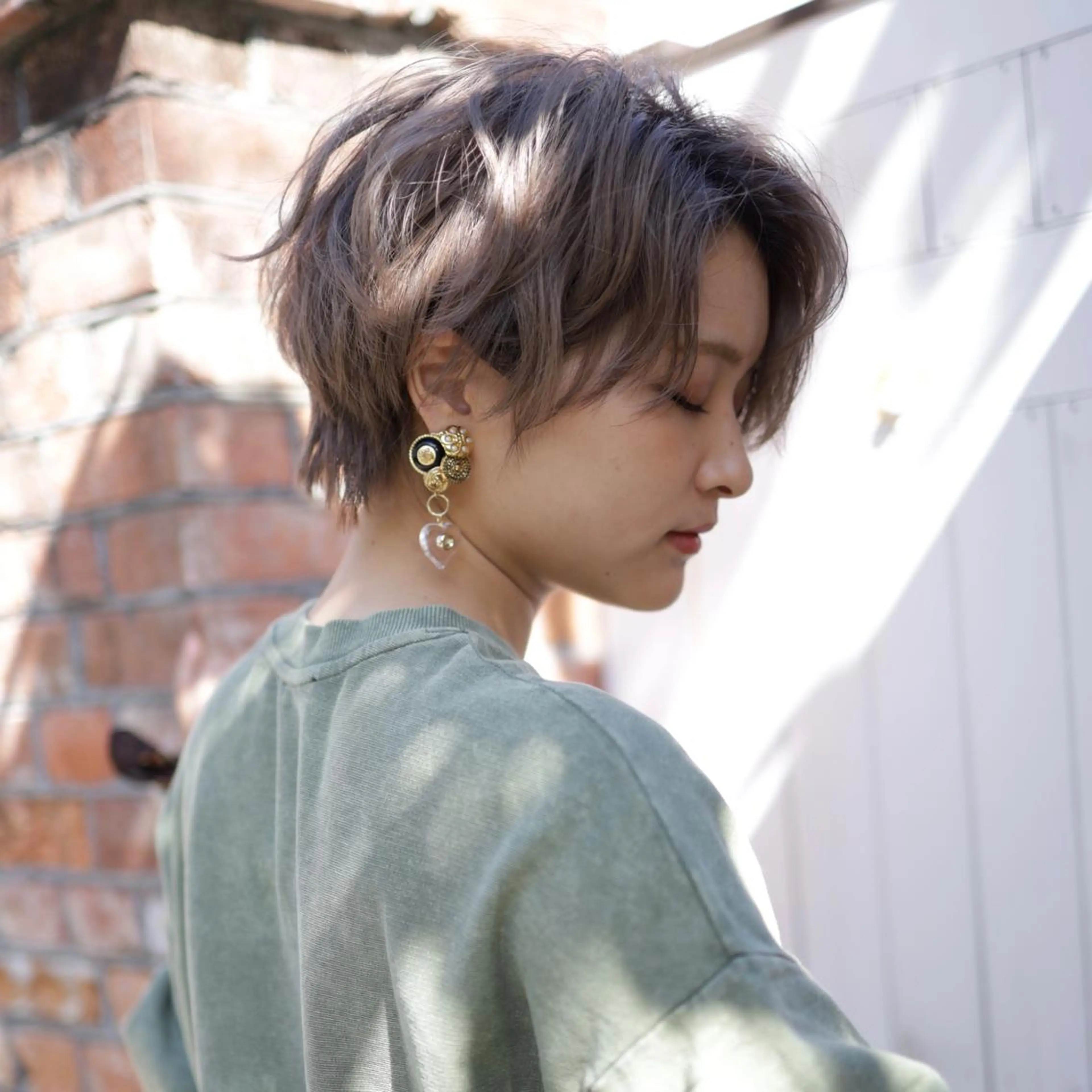 ショート カラー 透明感カラー ダブルカラー YUSUKE レイヤーカットカラーのヘアスタイル