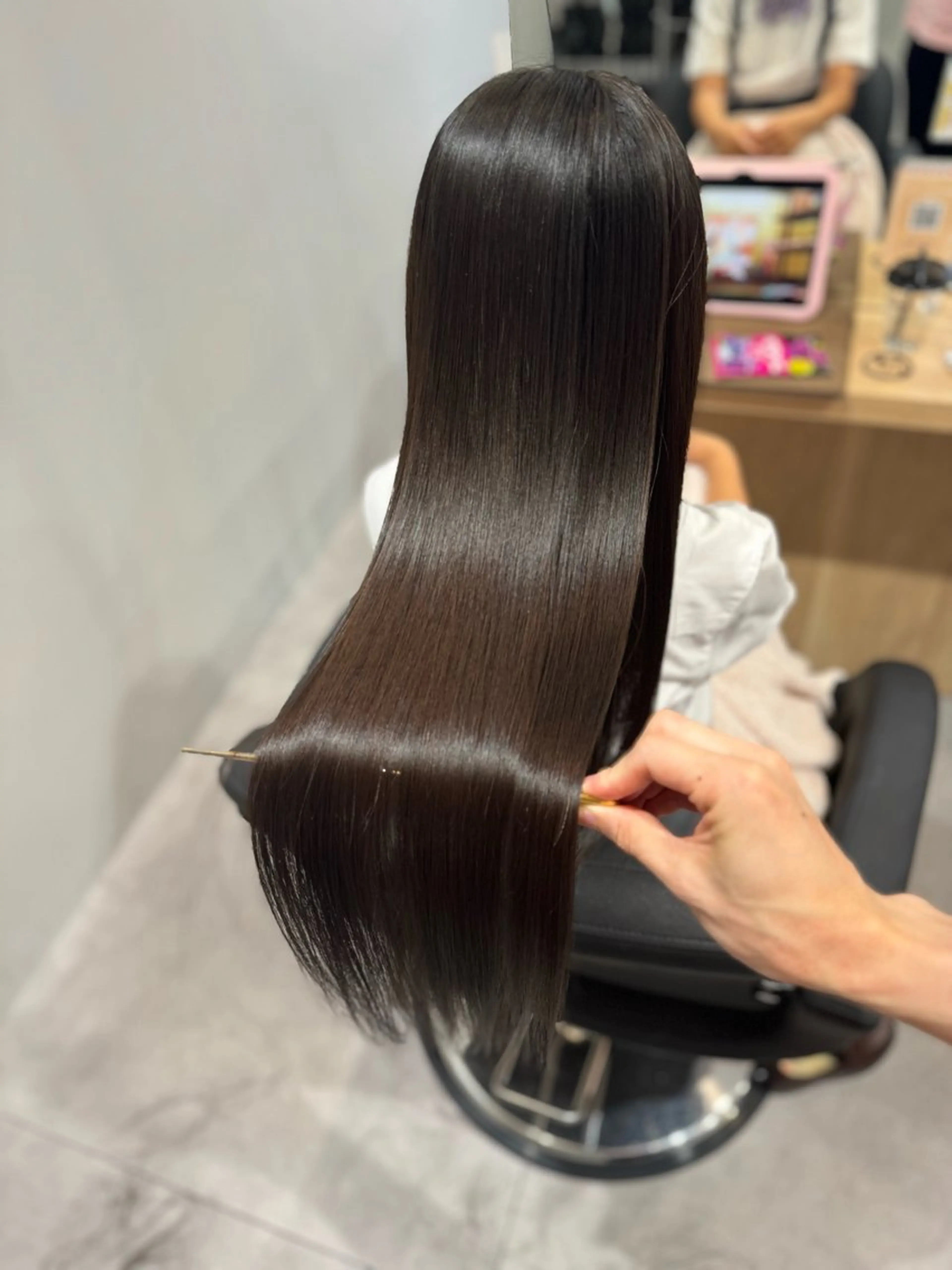 ロング マスイ カイセイのヘアスタイル
