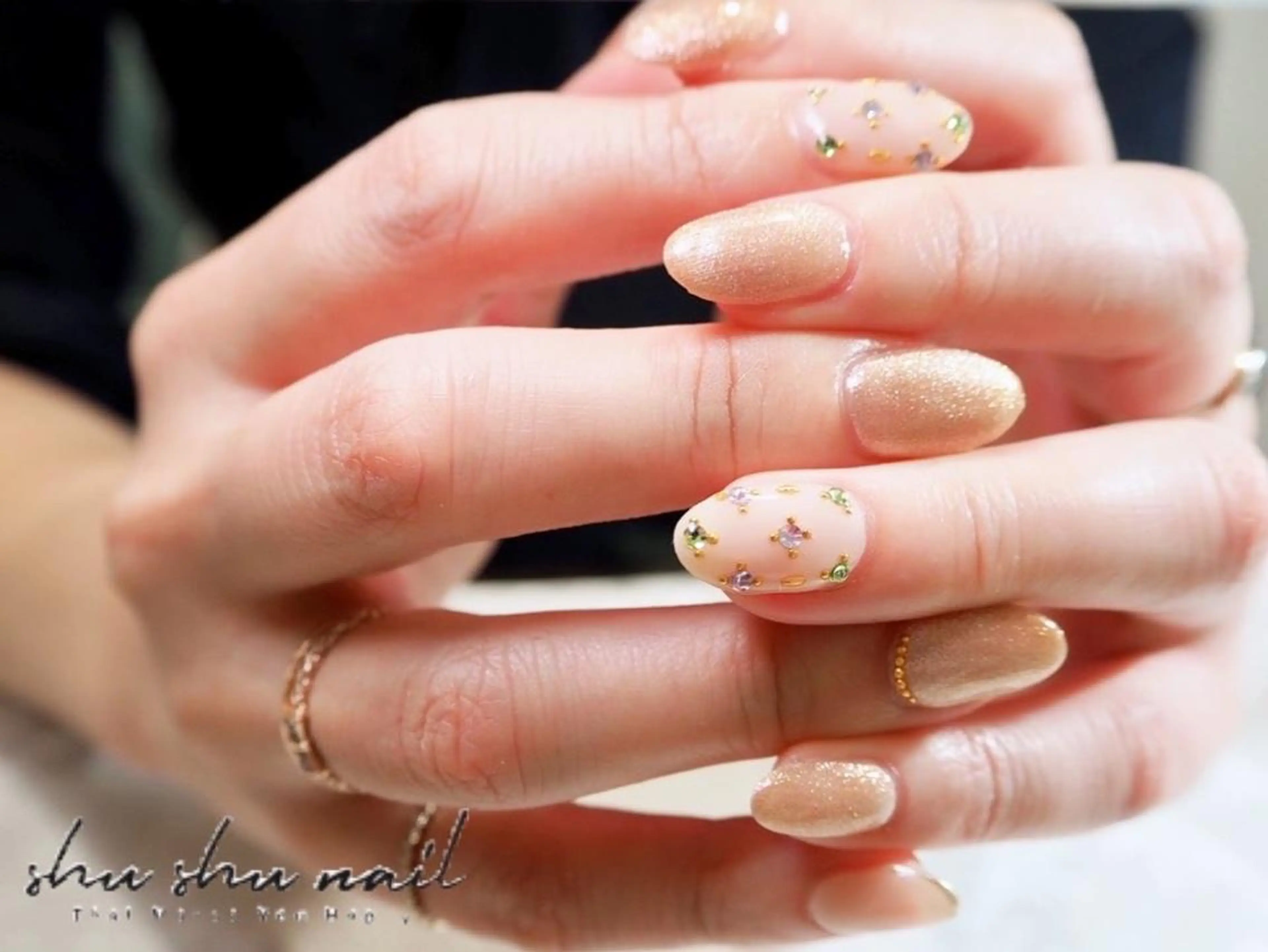 ネイル アートネイル キラキラネイル マグネットネイル ストーンネイル 和田 周子のネイルデザイン