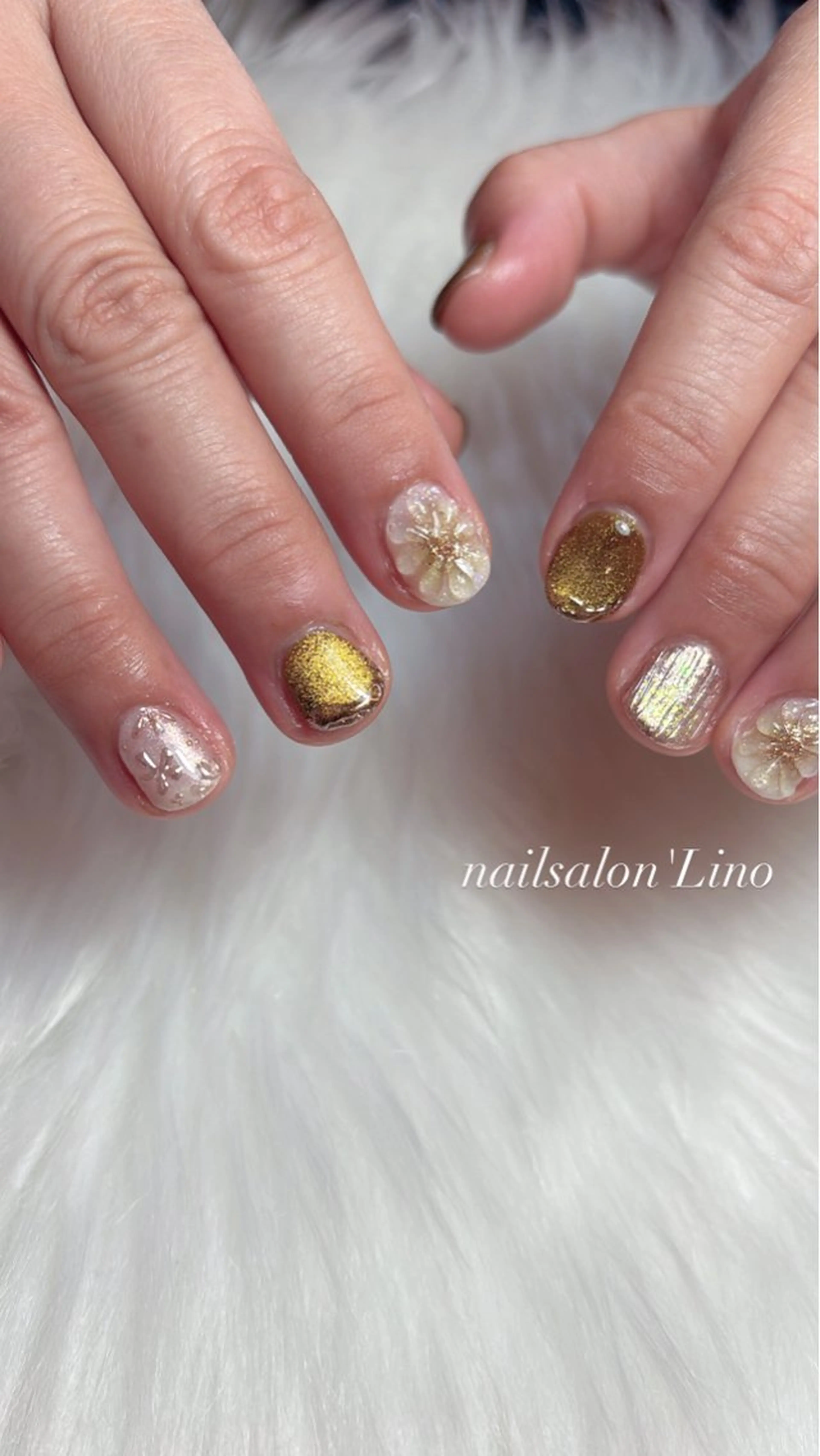 ネイル アートネイル チークネイル フラワーネイル グリーン マグネットネイル Lino𓂃⟡.· Chizuruのネイルデザイン