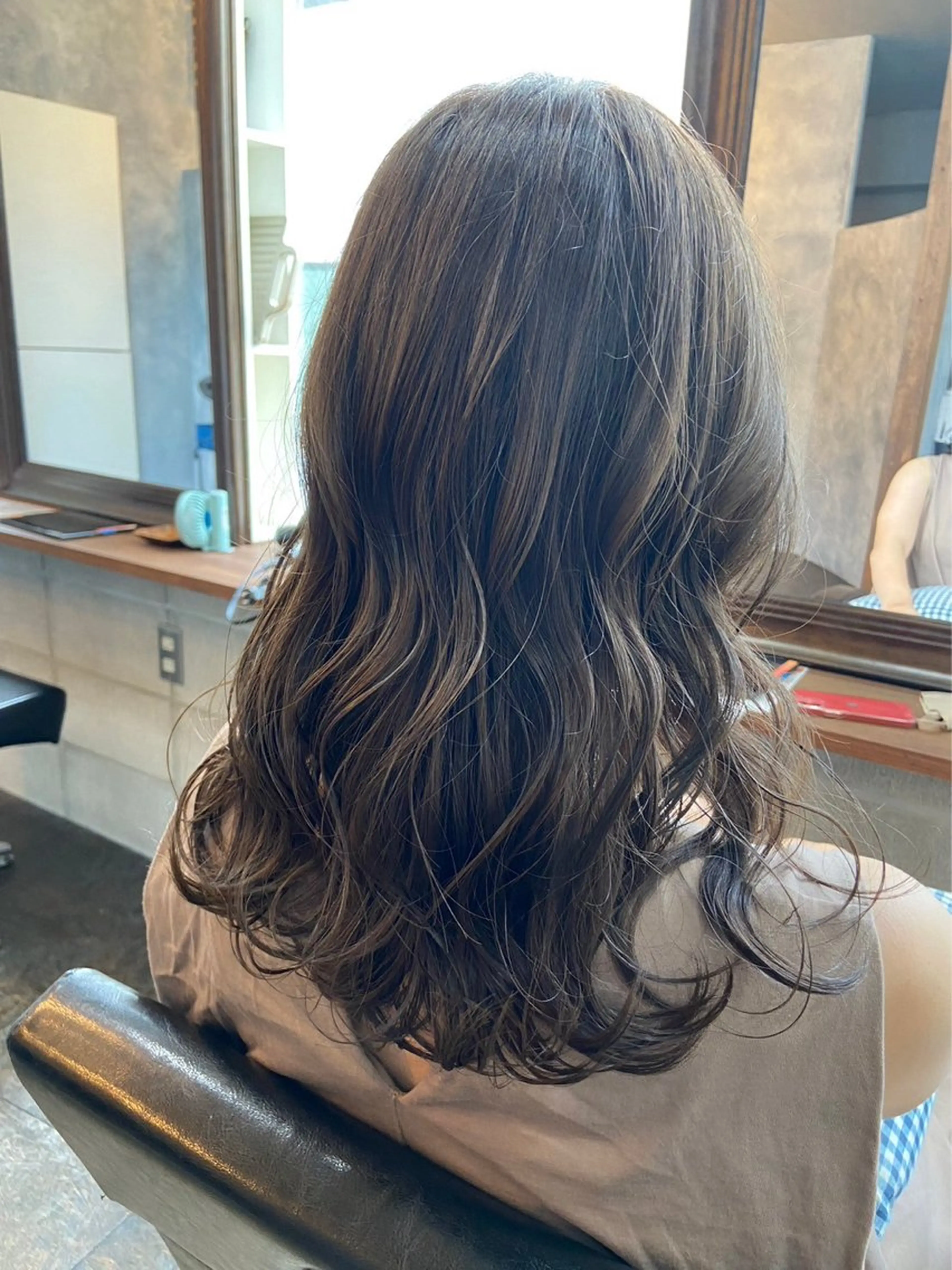 ロング ヘアカラー トリートメント 中山 丈也のヘアスタイル
