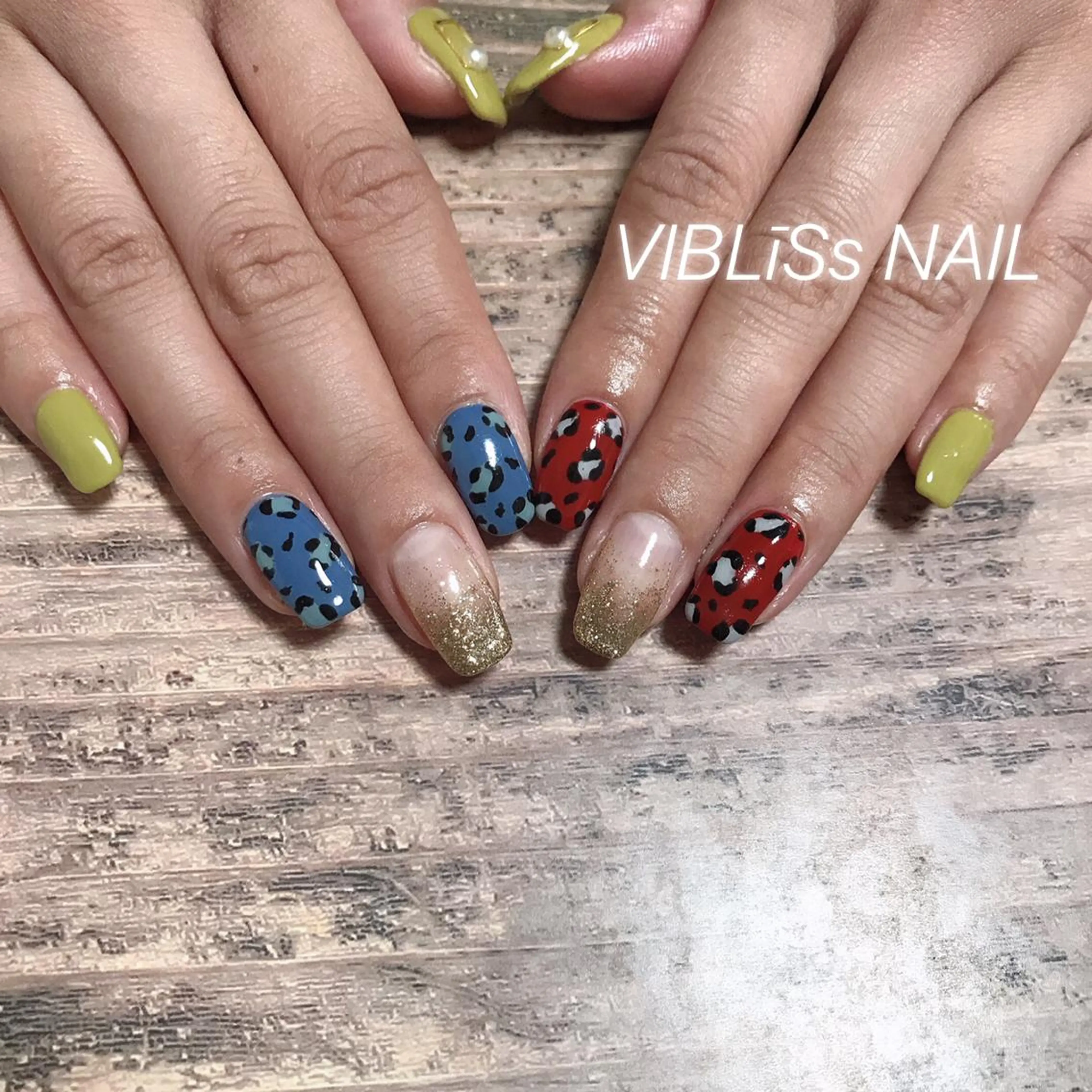 ネイル VIBLīSs nailのネイルデザイン