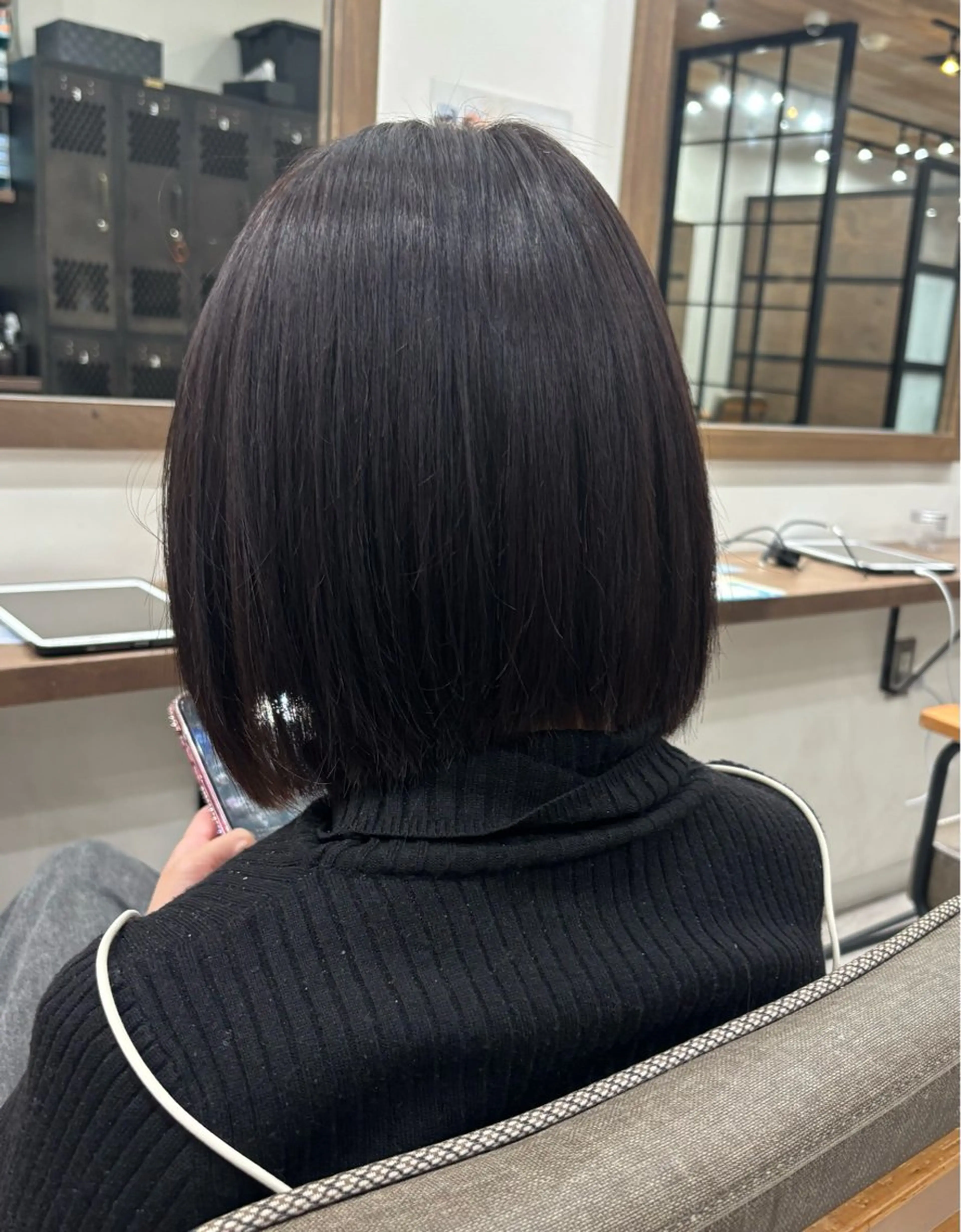 ショート ヘアカラー トリートメント おかだ まなみのヘアスタイル