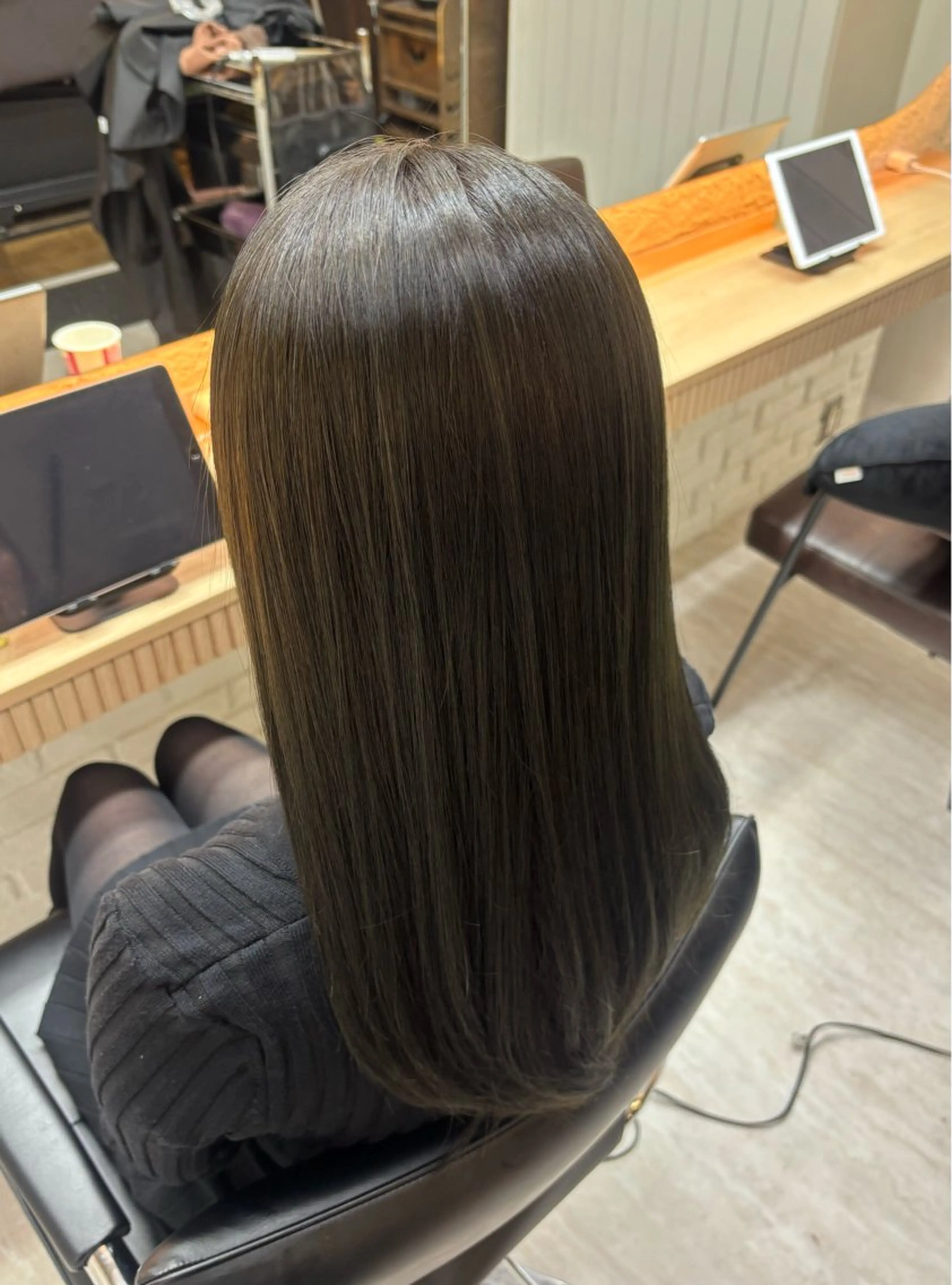 ロング カット 西山 ミユのヘアスタイル