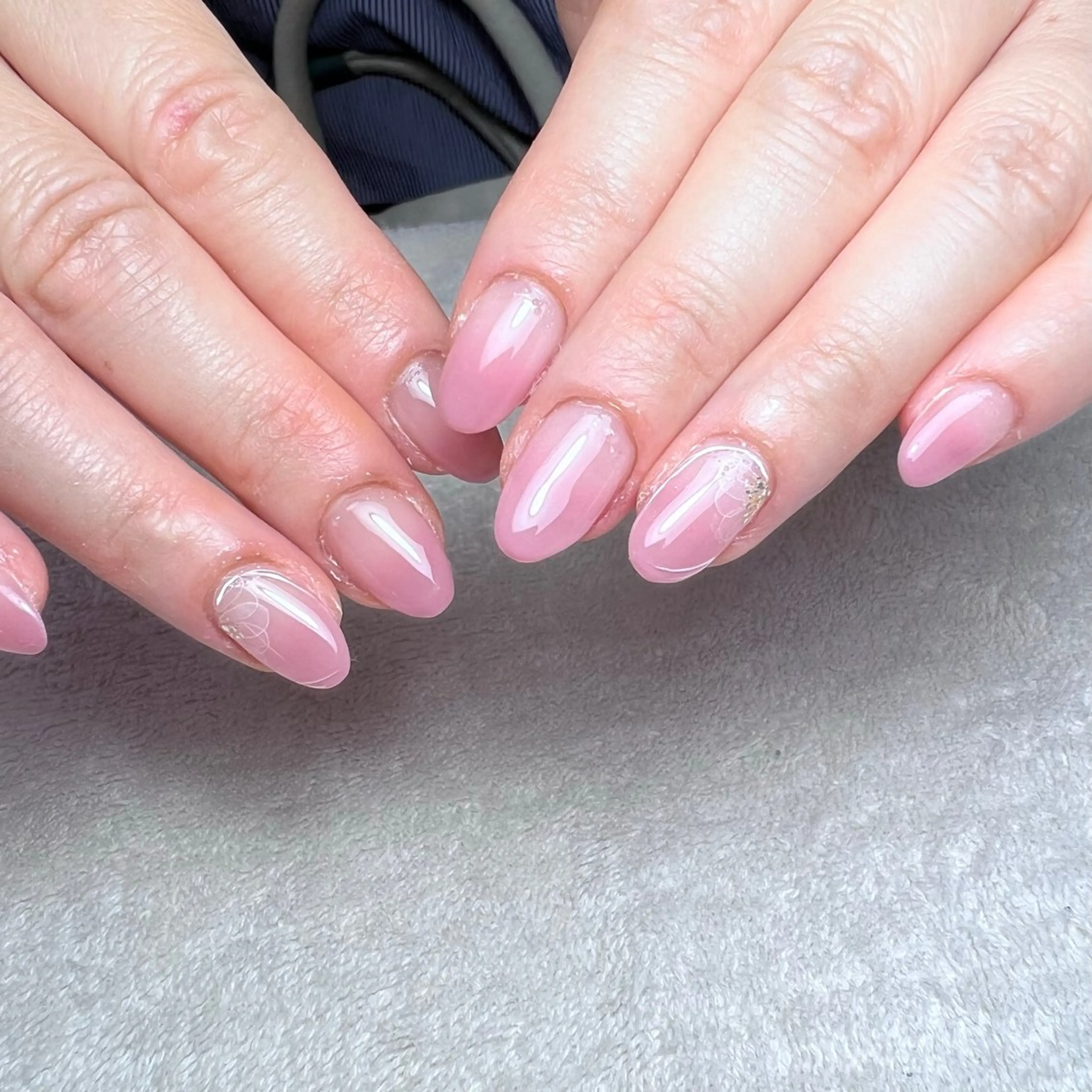 ネイル フラワーネイル グラデーション 春ネイル ハンドネイル COCO+所属・COCO +のエステ・リラクイメージ