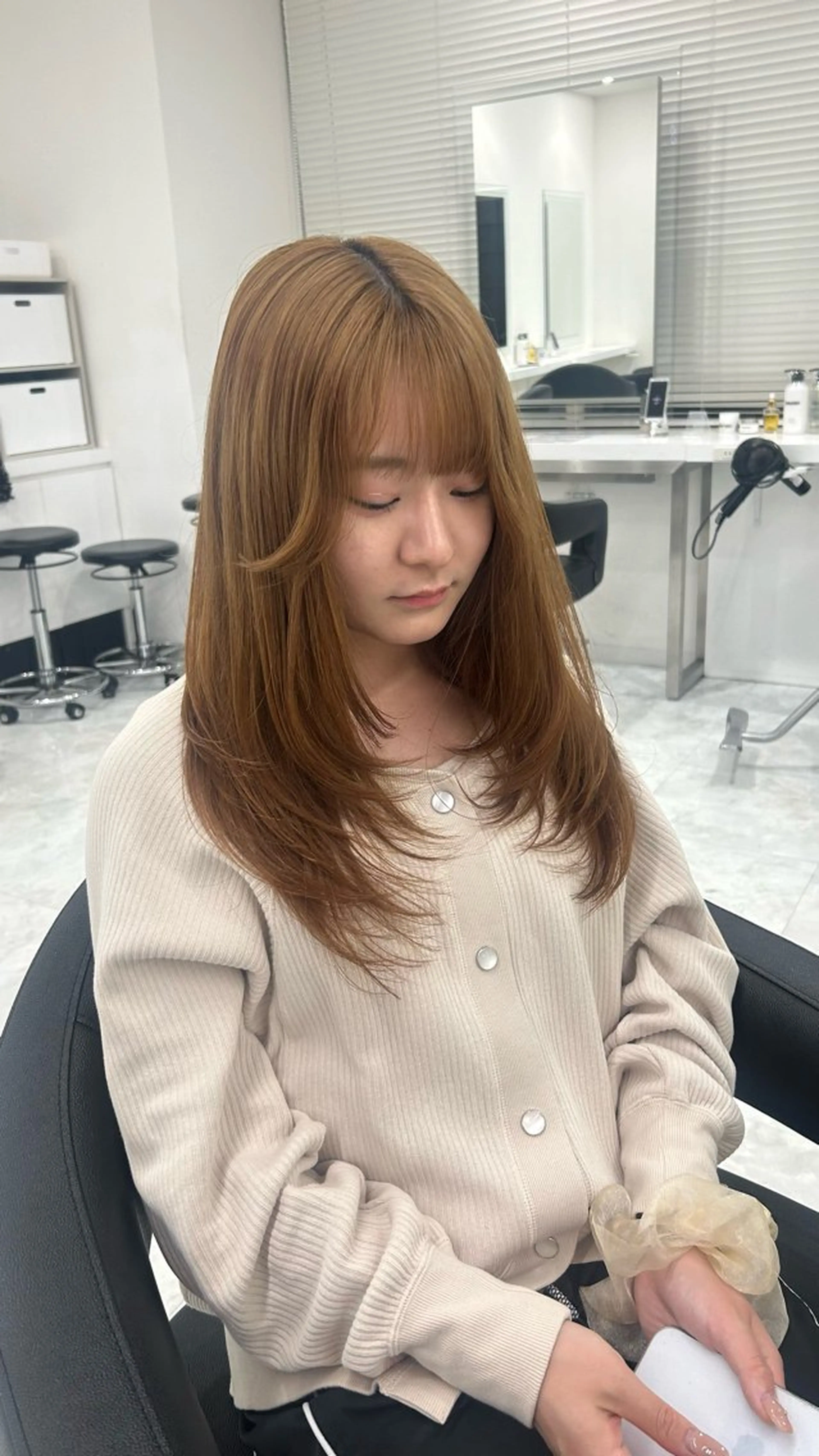 ロング カラー パーマ ヘアアレンジ メンズ キッズ カット ヘッドスパ ヘアセット 盛れ韓国ハイトーン 🎀Himari🎀のヘアスタイル