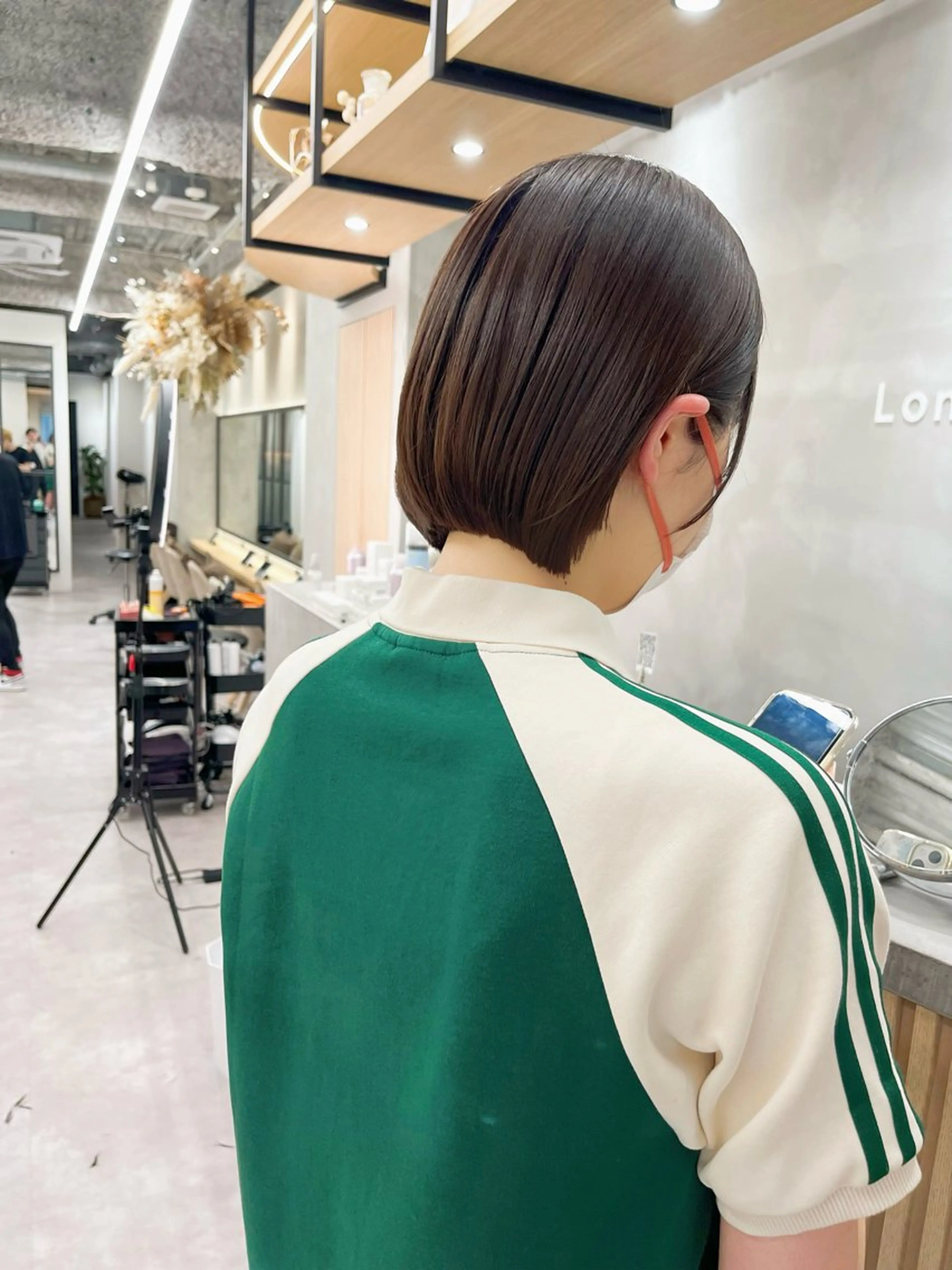 ショート カラー 浦和Lond 山本賢人のヘアスタイル