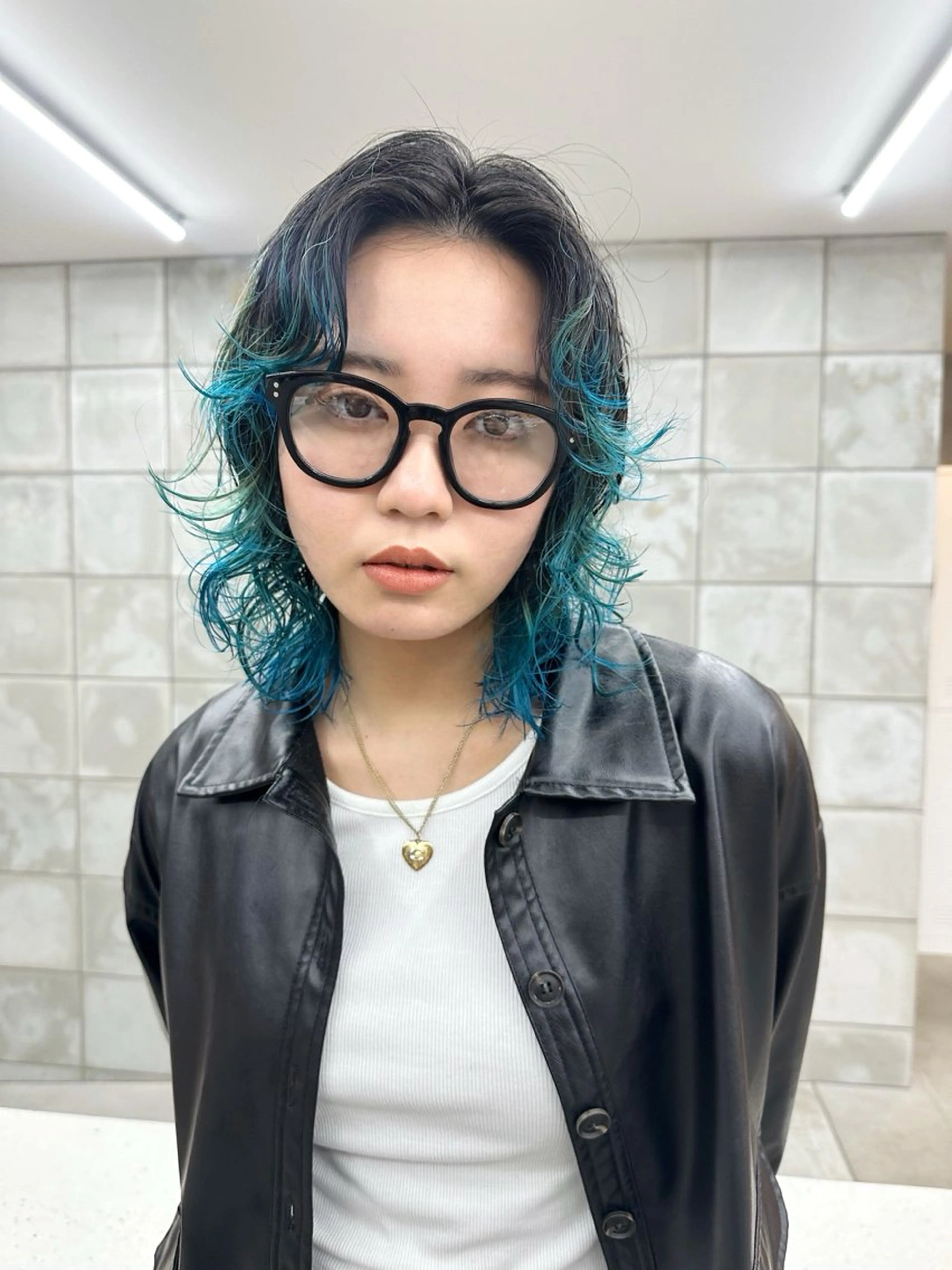 ミディアム カラー ミディアムパーマ ミストバング  フェイスフレーミング ウルフカット カット ヘアカラー パーマ /レイヤー 榛地渉馬 /矢場町のヘアスタイル