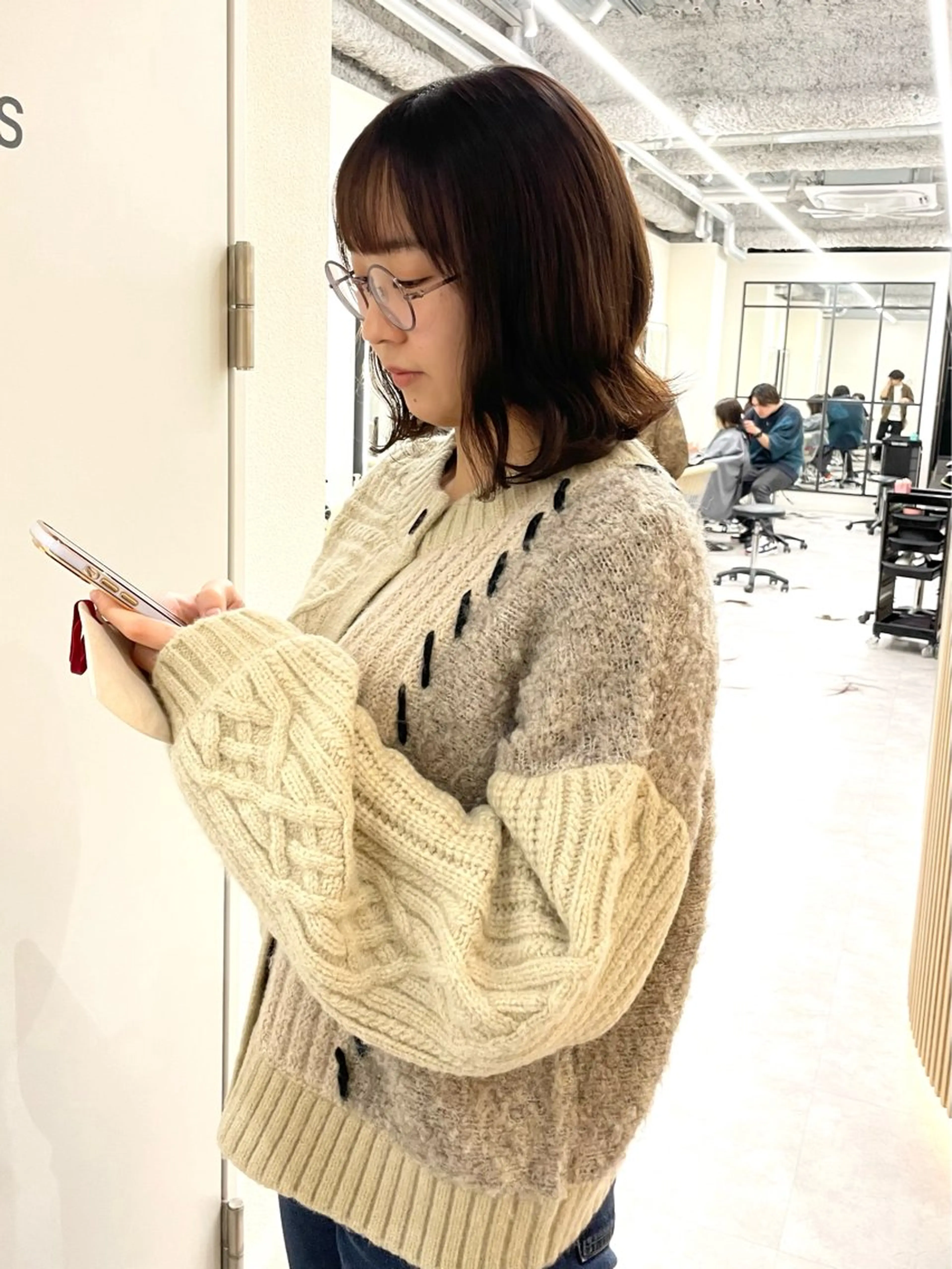 ミディアム 切りっぱなしボブ ボブ カット ヘアカラー くどうももか 浦和　ショート　ボブのヘアスタイル