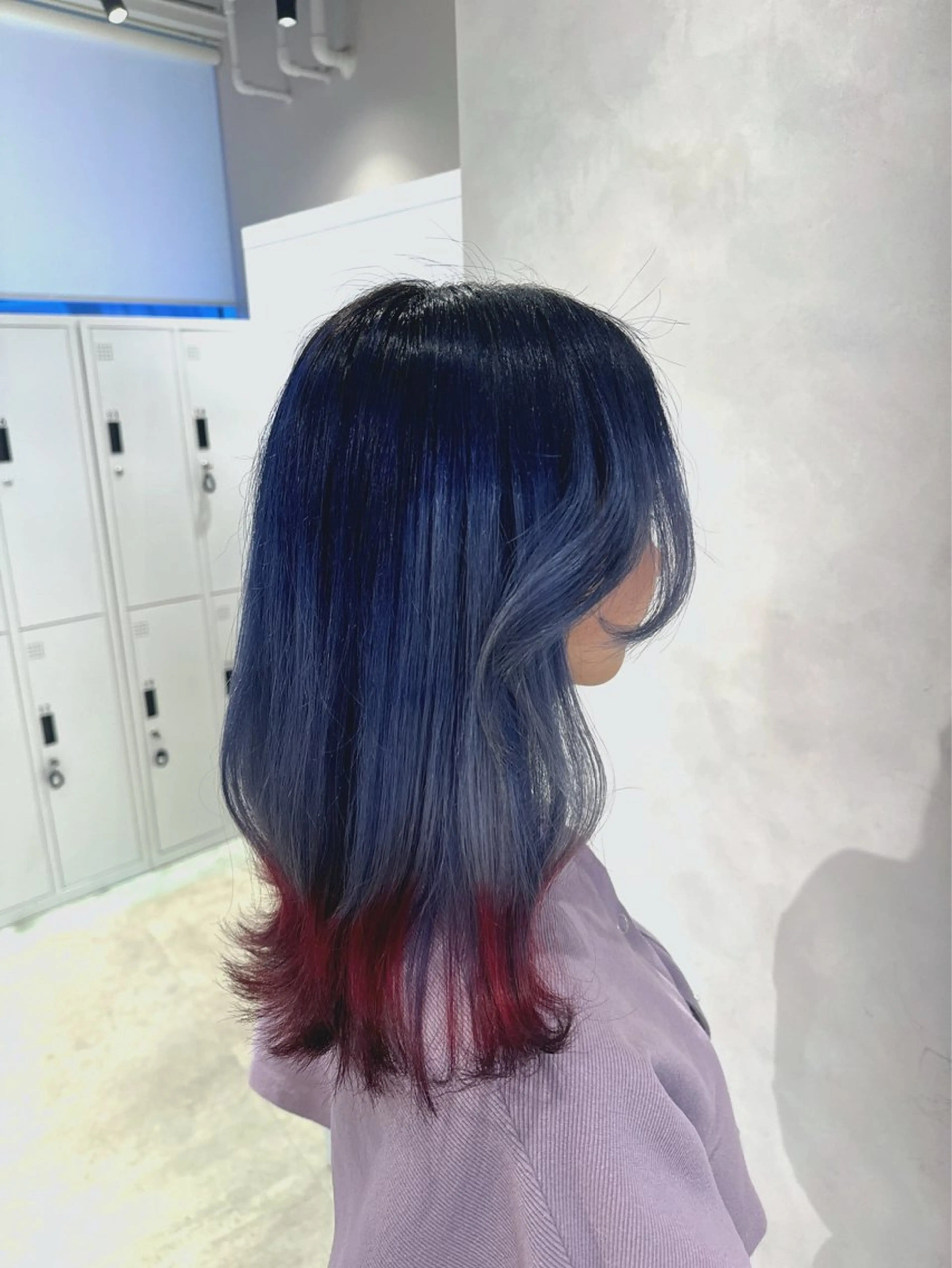 カラー ブルーカラー レッドカラー シルバー 透明感カラー✨艶髪 制作🌱山根あゆみのヘアスタイル