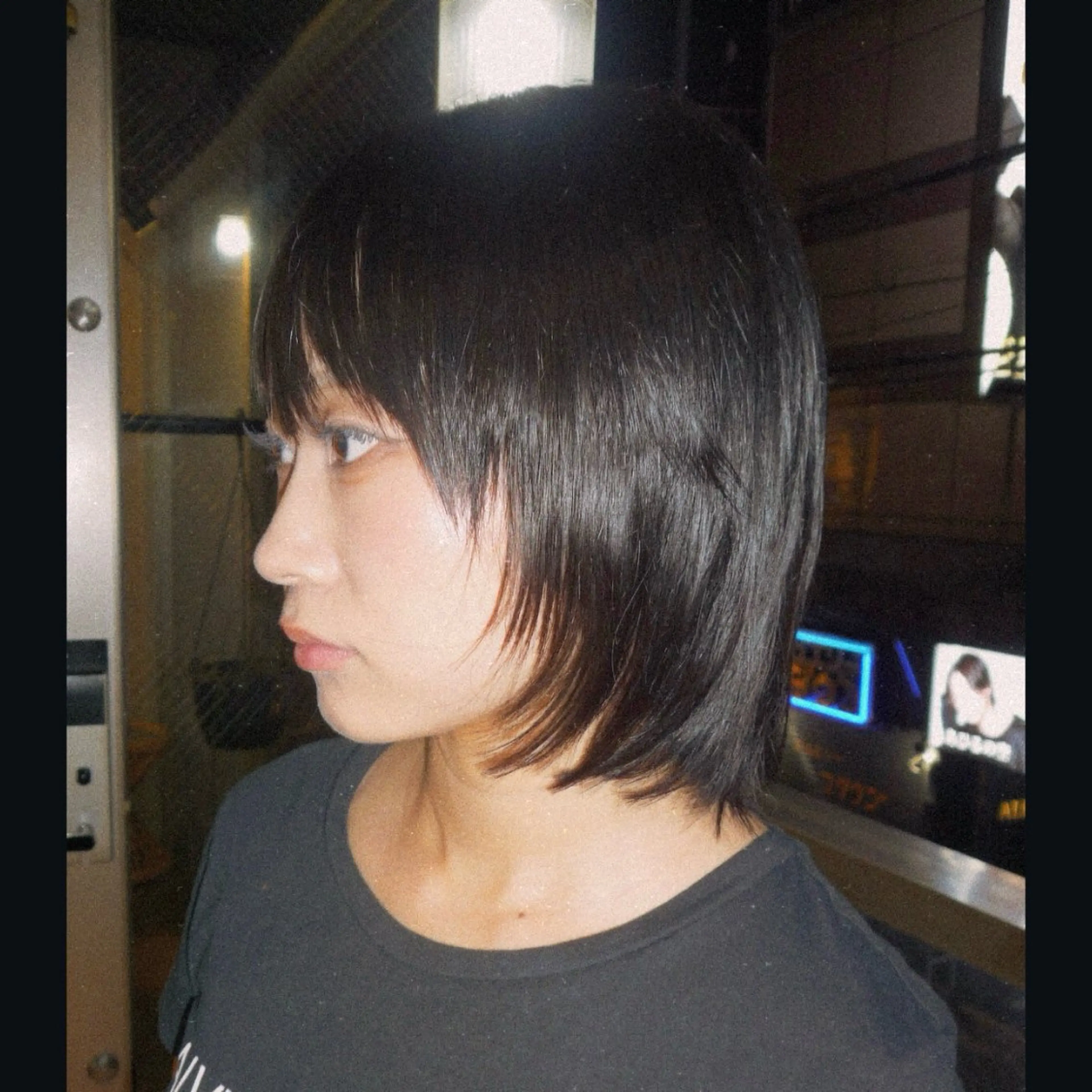 ショート レイヤーカット 心斎橋/ハイトーン/ レイヤーカットのヘアスタイル