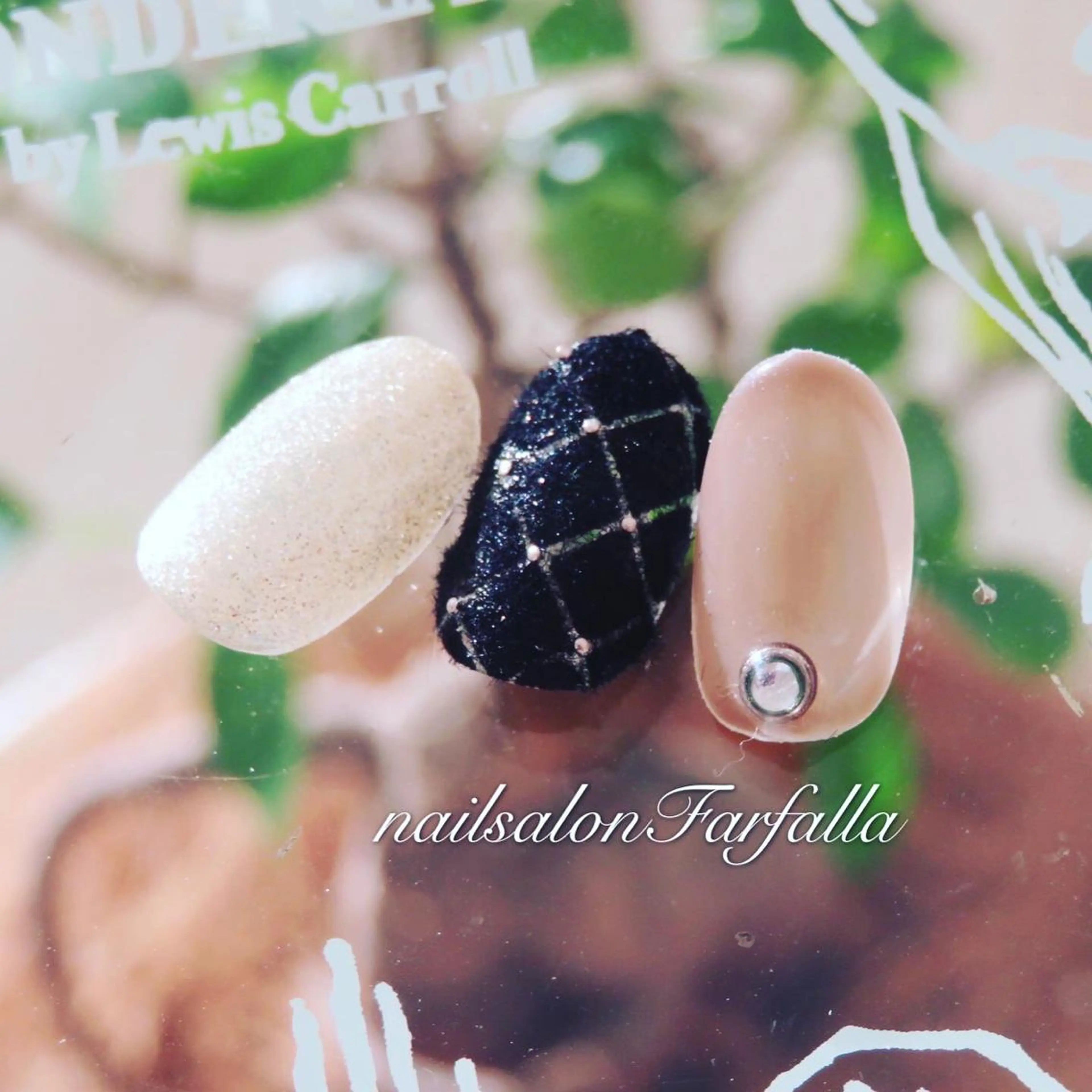 ネイル Farfalla Kieのネイルデザイン