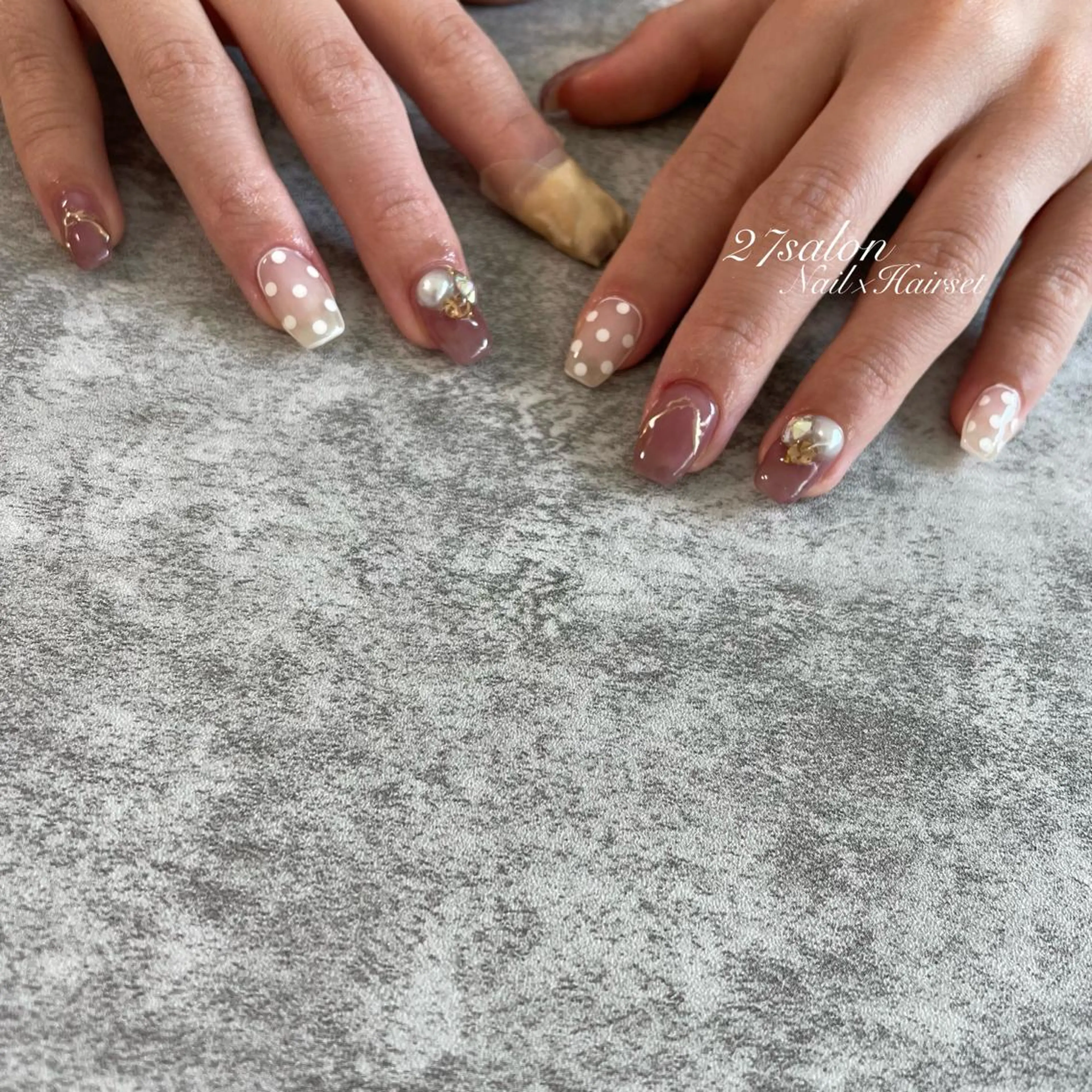 ネイル ドット ピンク 27salon yuinaのネイルデザイン