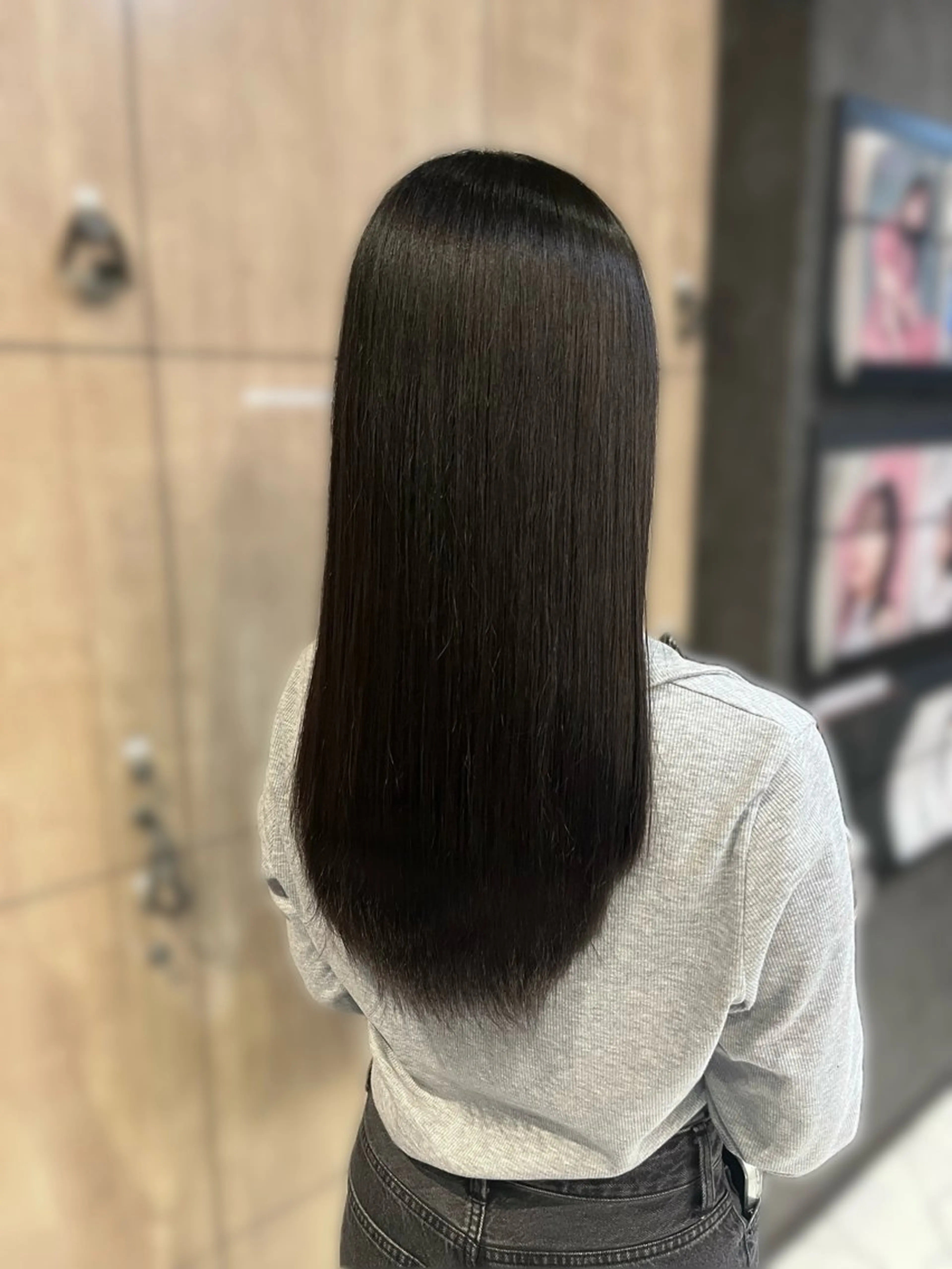 ロング 縮毛矯正 FRAPPE Annaのヘアスタイル