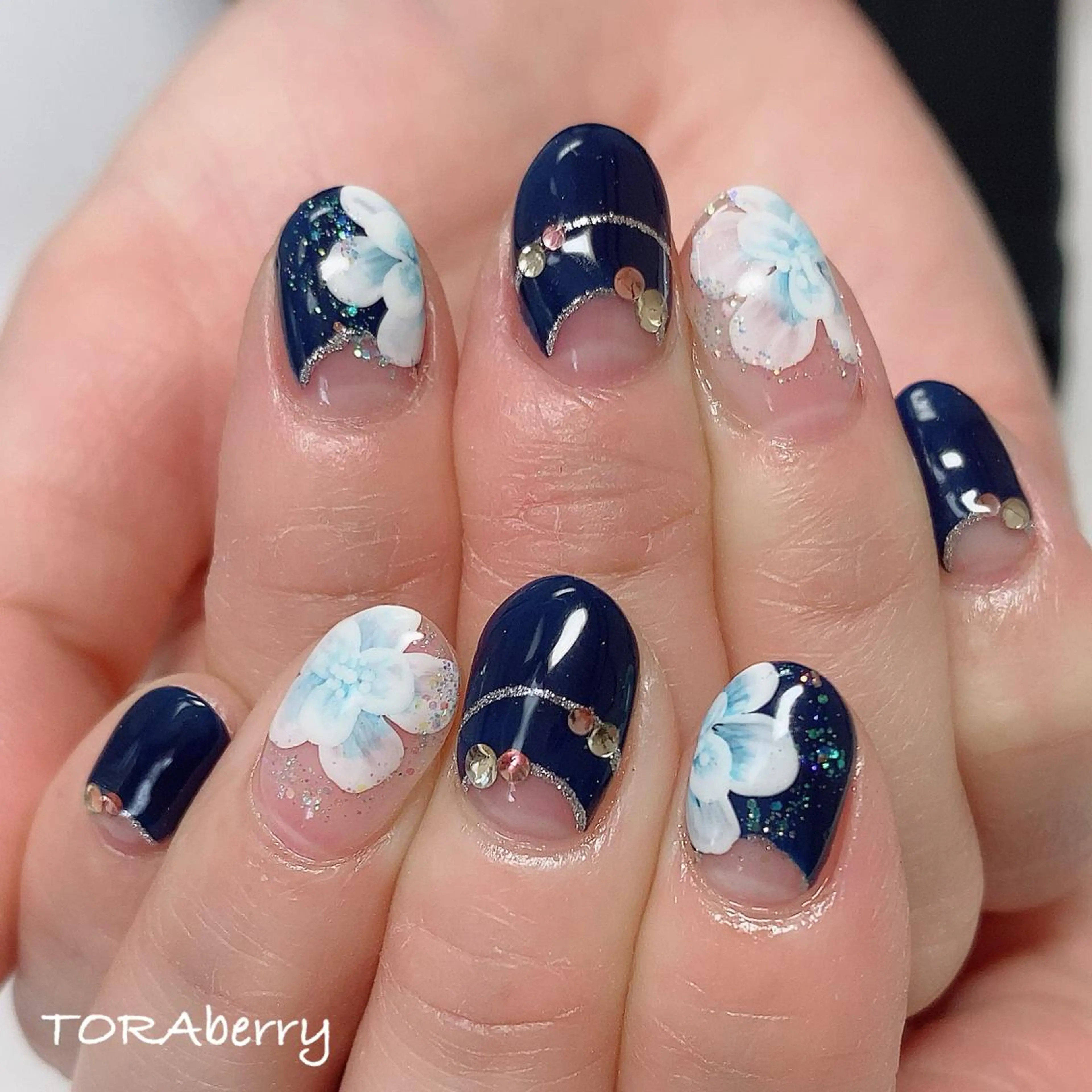 ネイル ネイリスト なつみのネイルデザイン