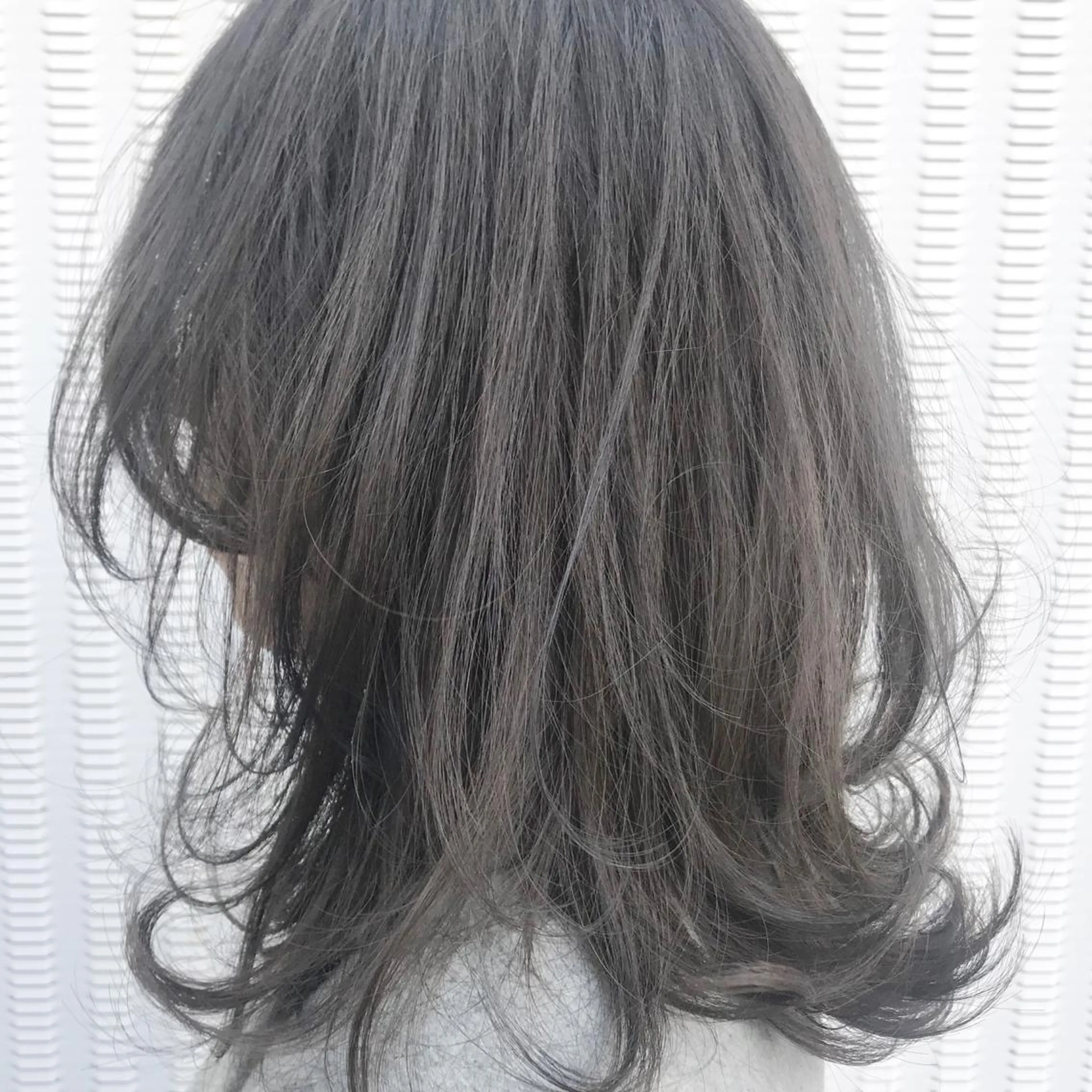 ミディアム レイヤーカット カット Musiiik hairのヘアスタイル