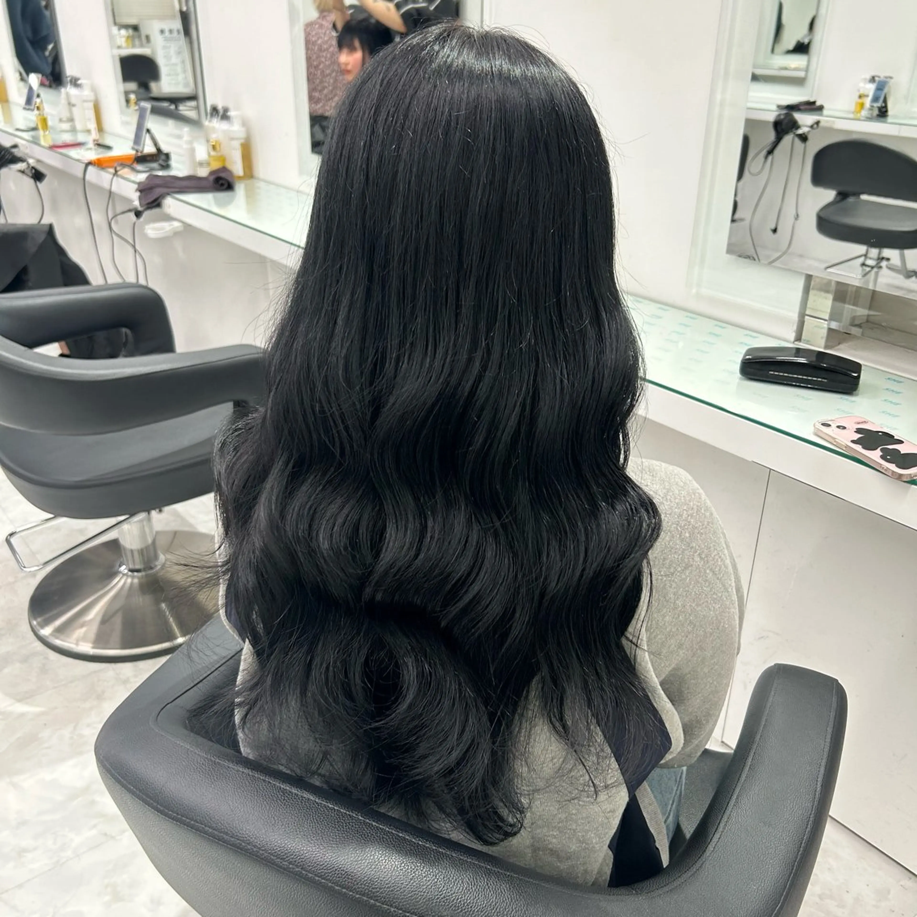 セミロング ヘアカラー トリートメント 🤍大人っぽ韓国暗髪 🤍Asuka🤍のヘアスタイル