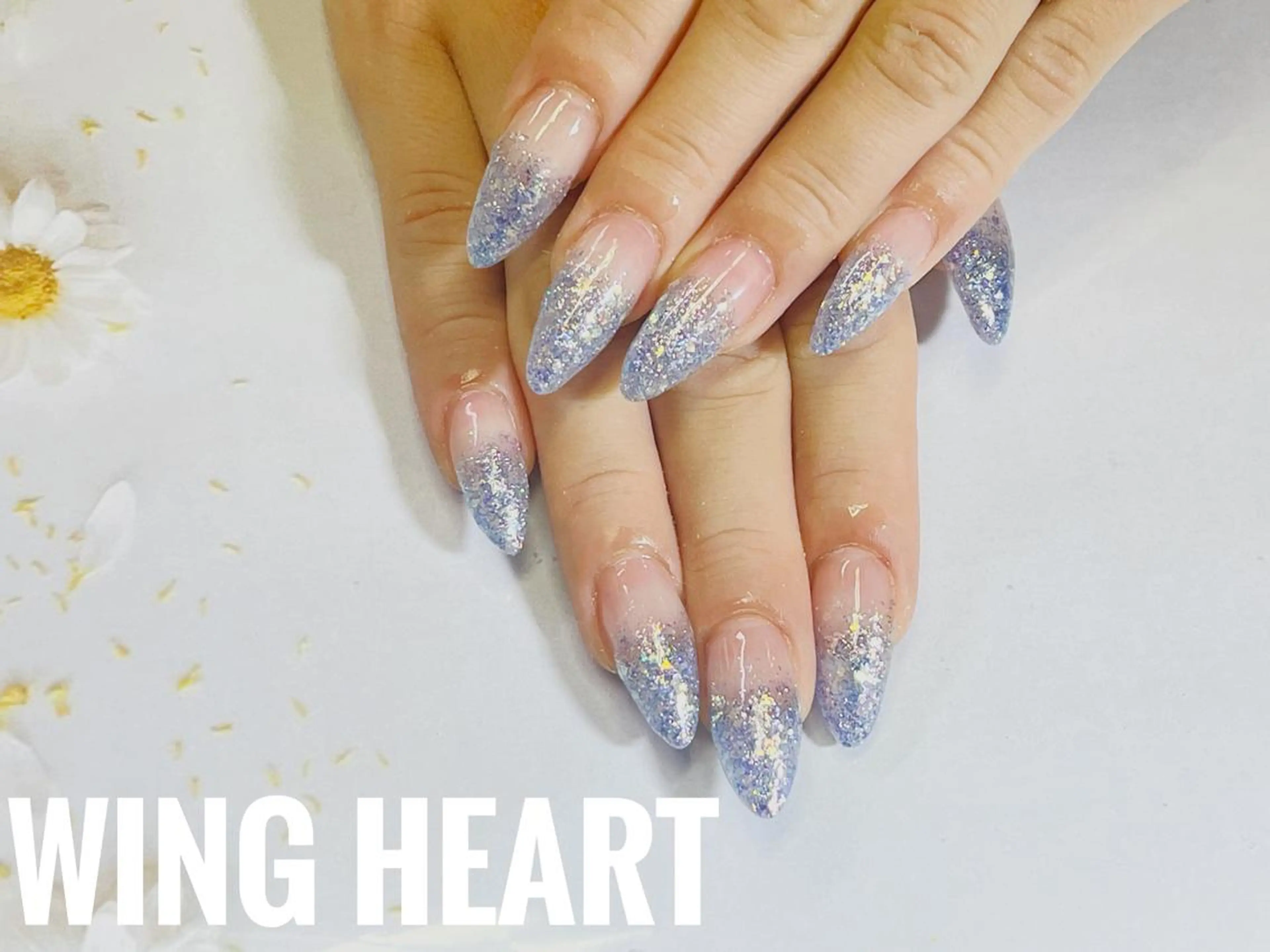 ロング H NANAのネイルデザイン