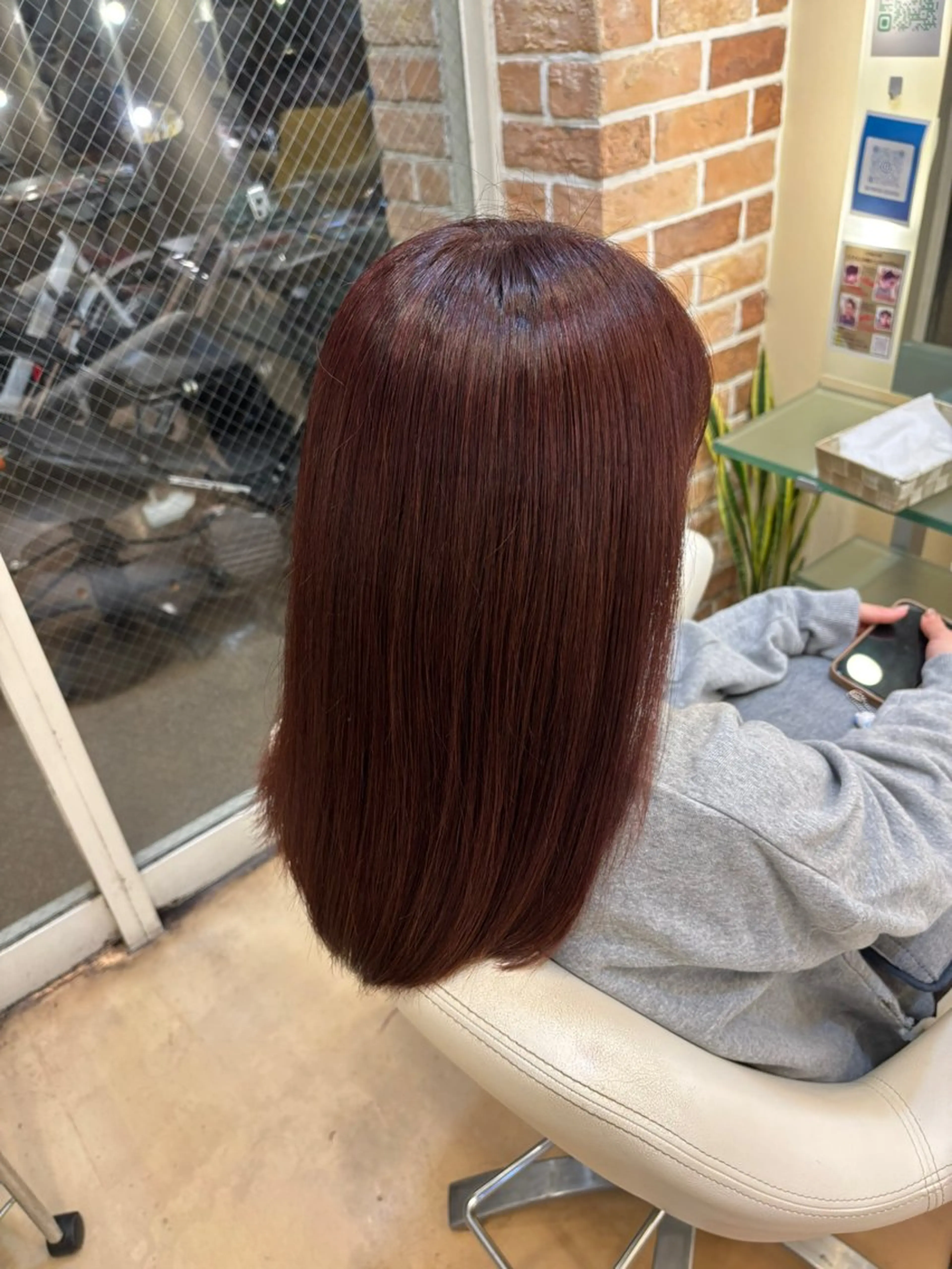 セミロング ponterosso はなのヘアスタイル