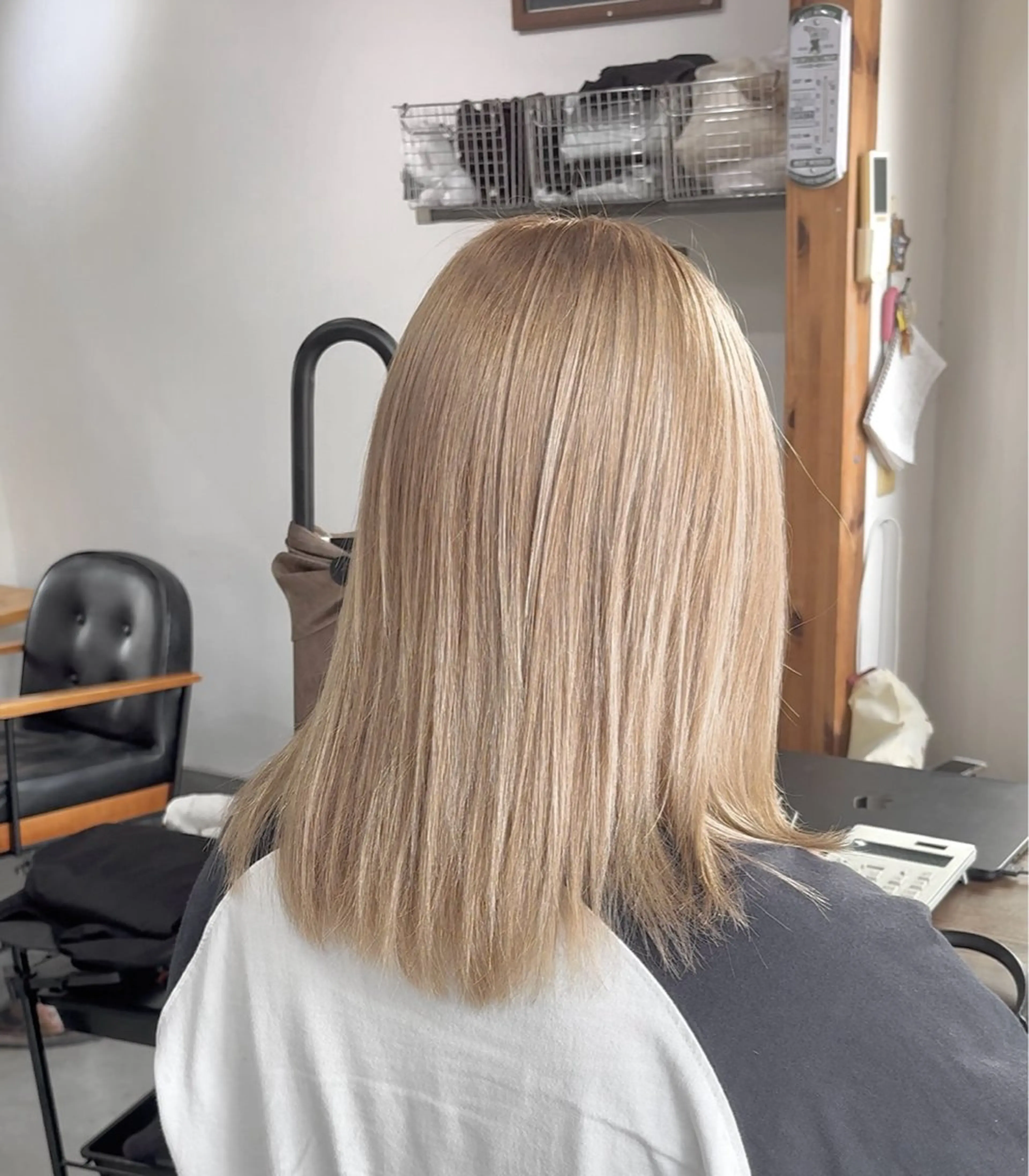 ミディアム ヘアカラー トリートメント まろやかなベージュ 小池春樹のヘアスタイル