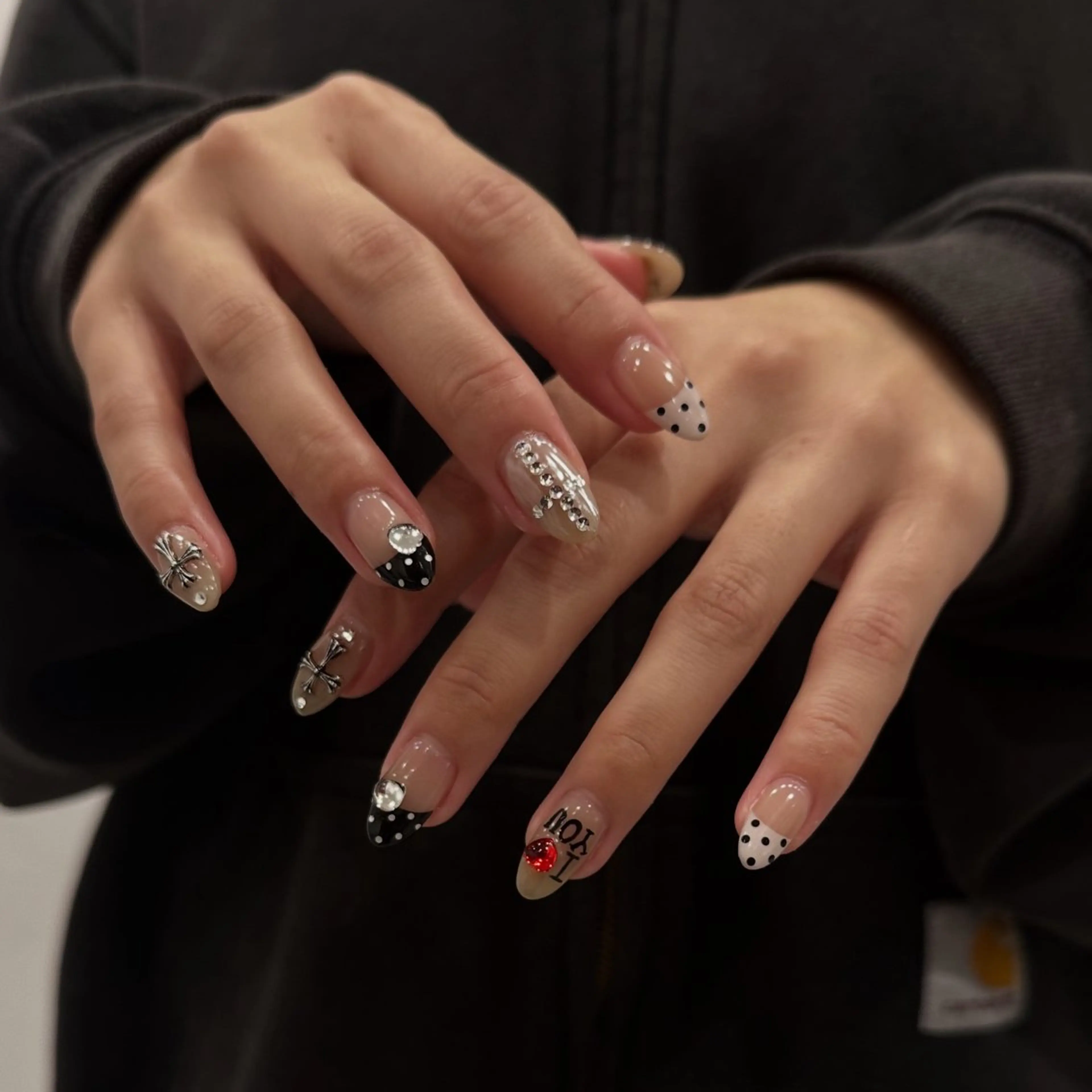 ネイル ハンドネイル sign  nail hinataのネイルデザイン