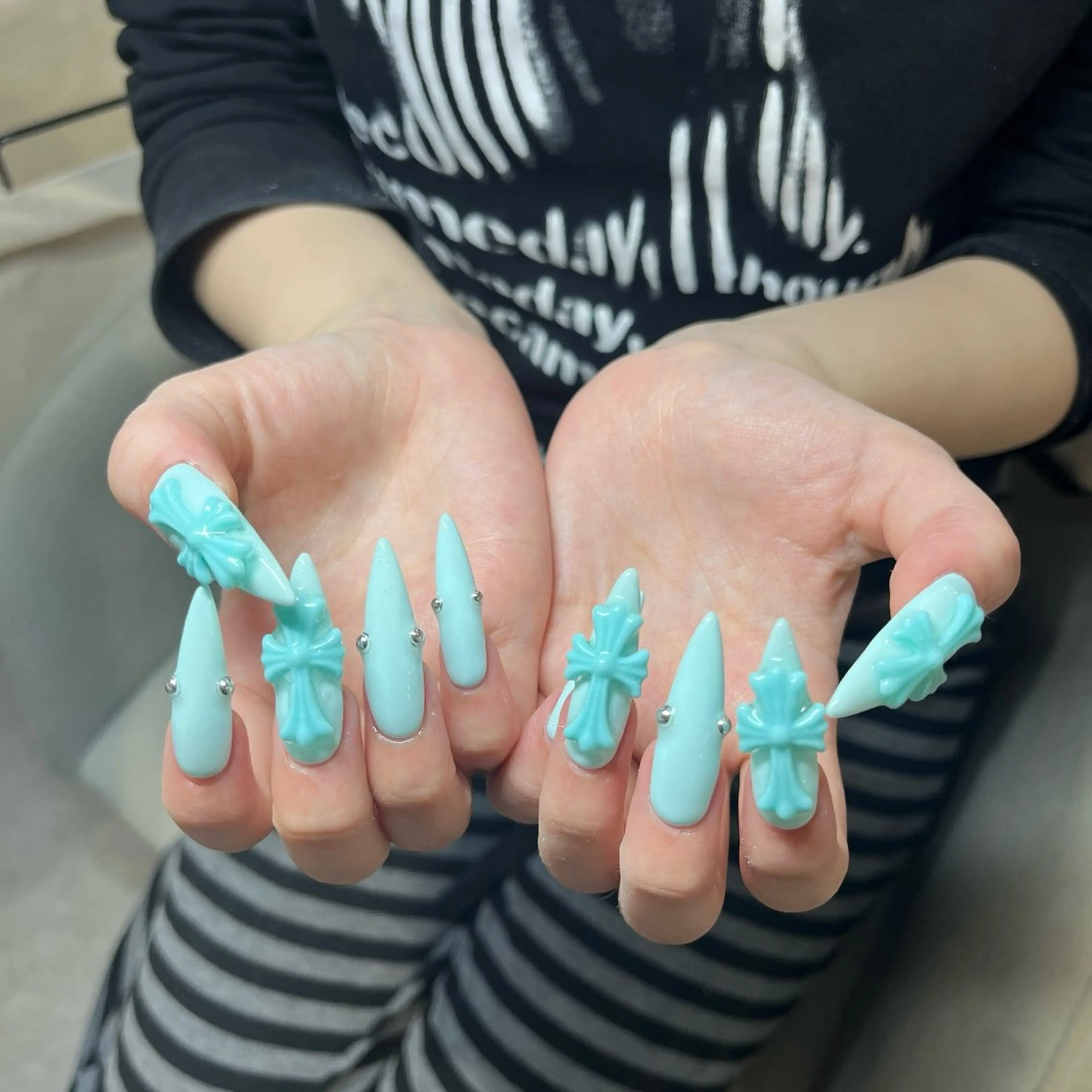 ネイル IROHA nail Ami🐊🎀のネイルデザイン