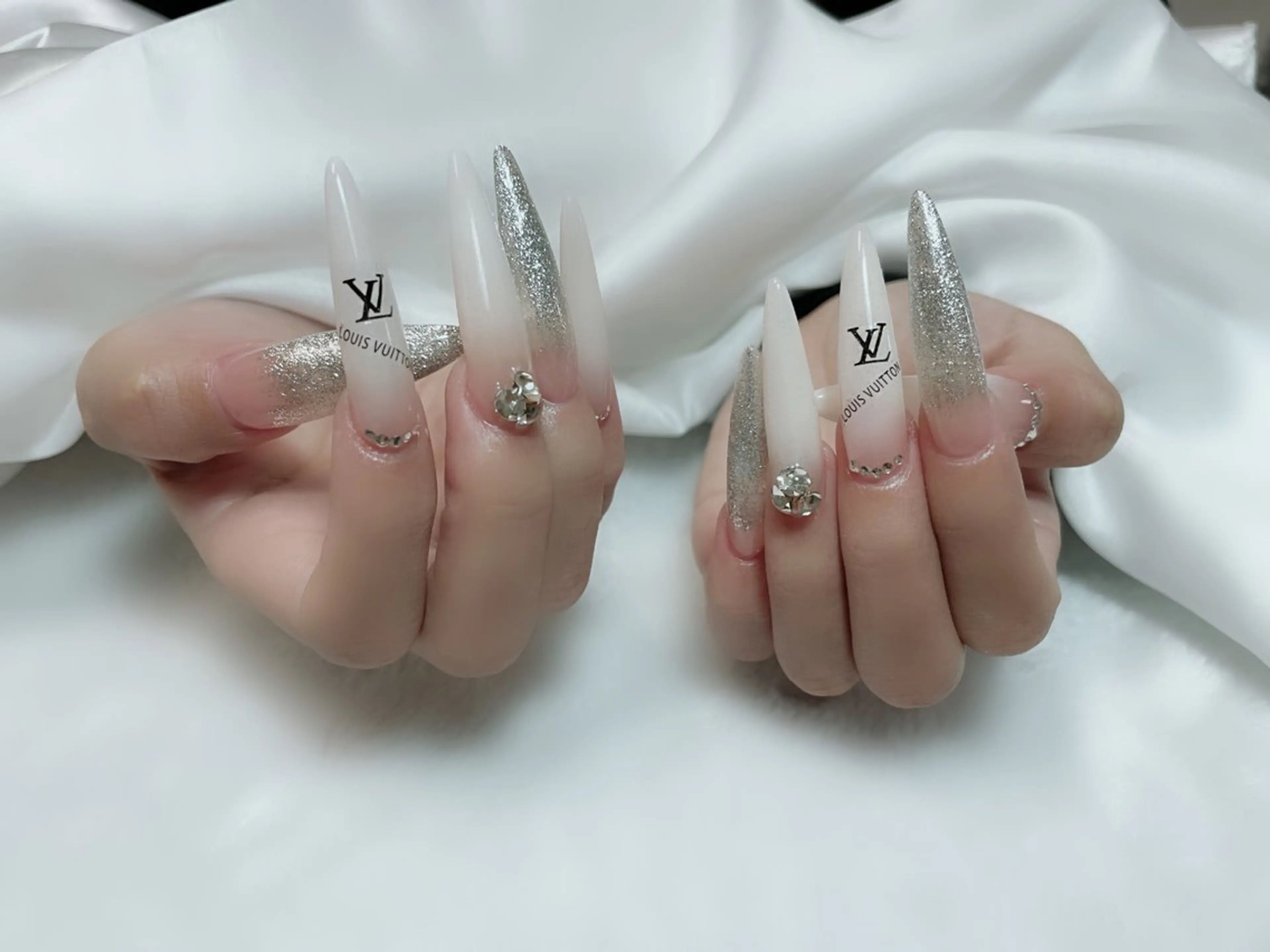 ネイル Amina nail salonのネイルデザイン
