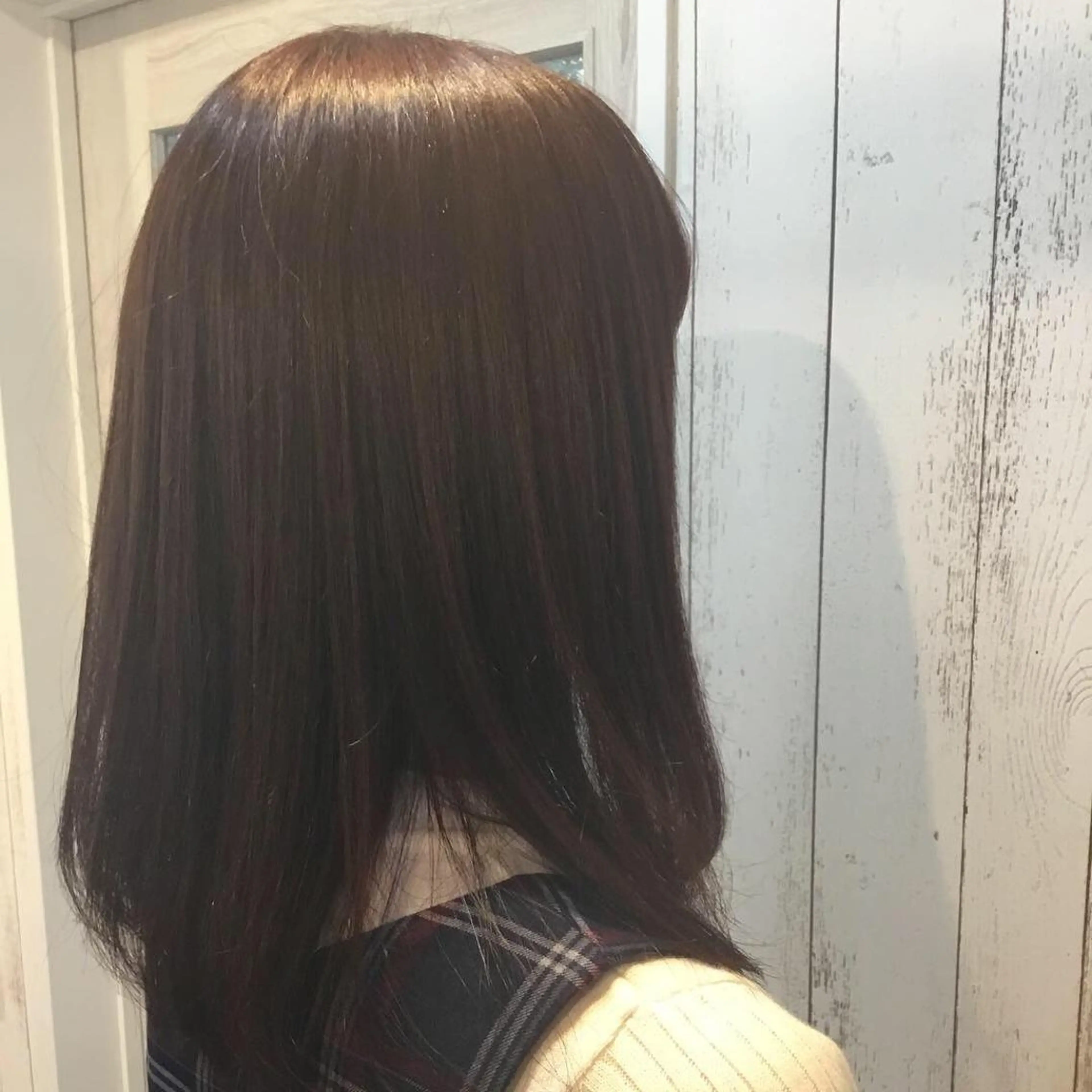 セミロング カラー パーマ 金崎 新吾のヘアスタイル