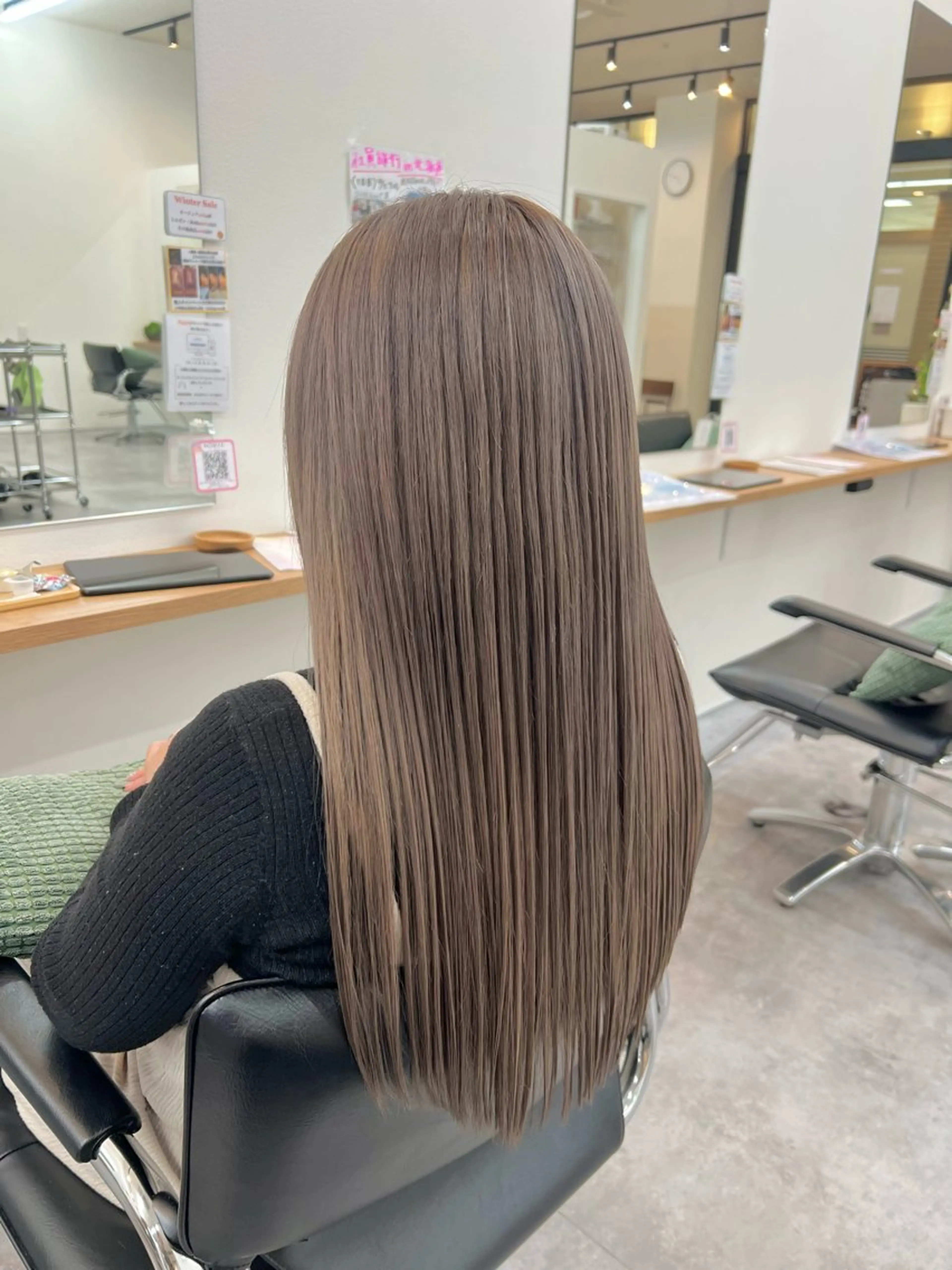 ロング カラー グレージュ ミルクティーグレージュ カット ヘアカラー トリートメント ✨NOMAD印西✨ 黒川勇輝のヘアスタイル