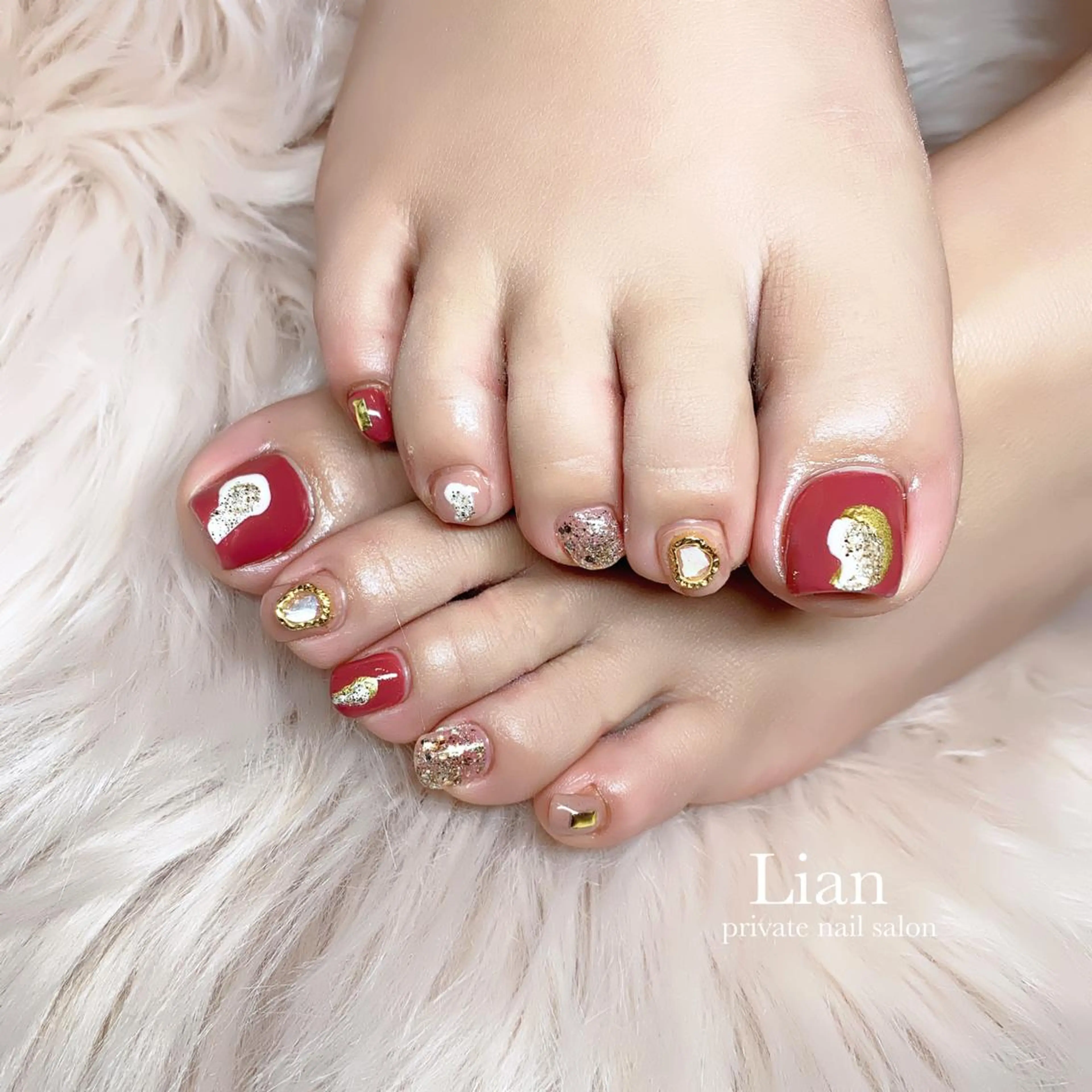 ネイル フットネイル キラキラネイル ニュアンスネイル ピンク ピンクベージュ フットネイル nailsalon Lenoaのネイルデザイン