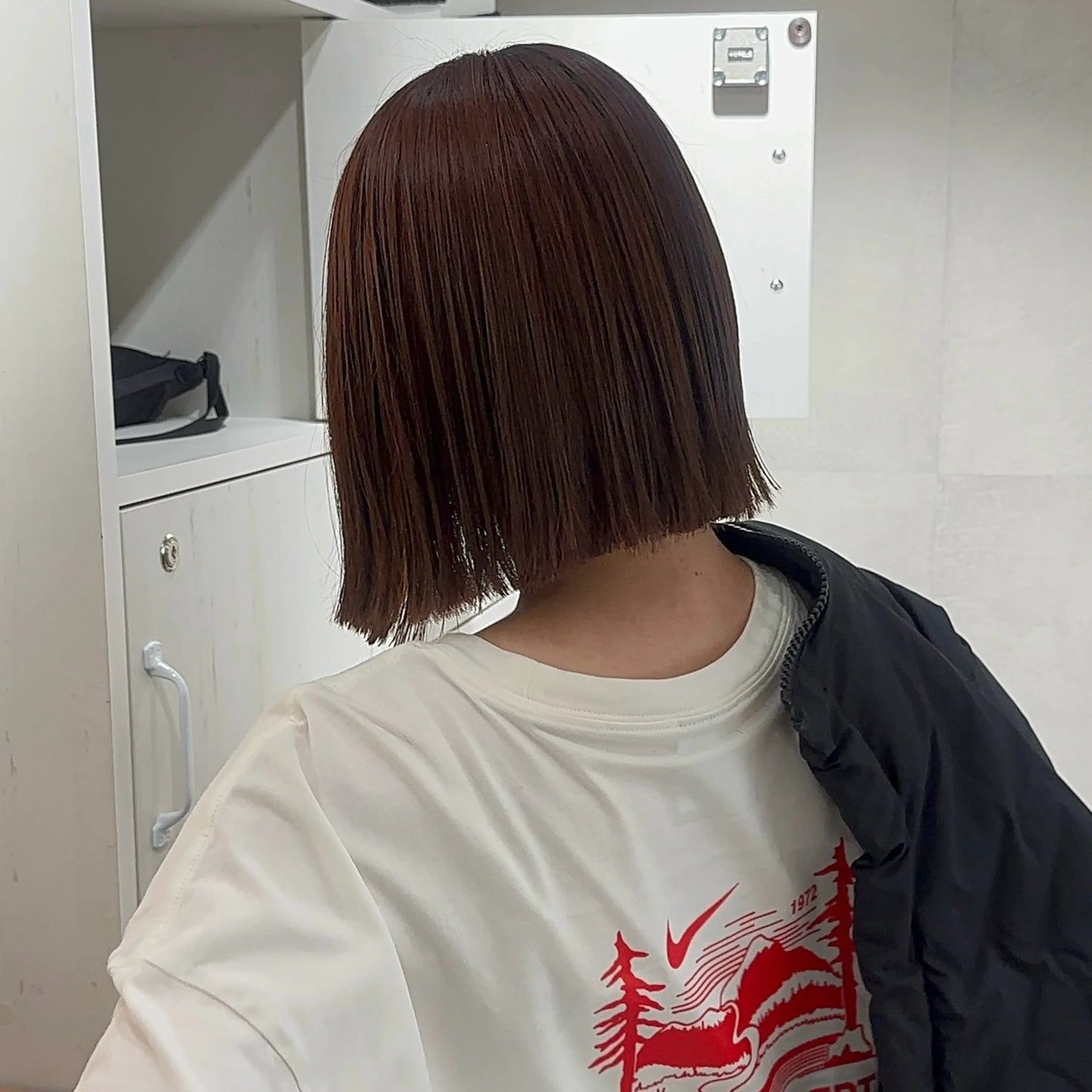 ミディアム カラー カット ヘアカラー トリートメント 髪質改善 イオリのヘアスタイル