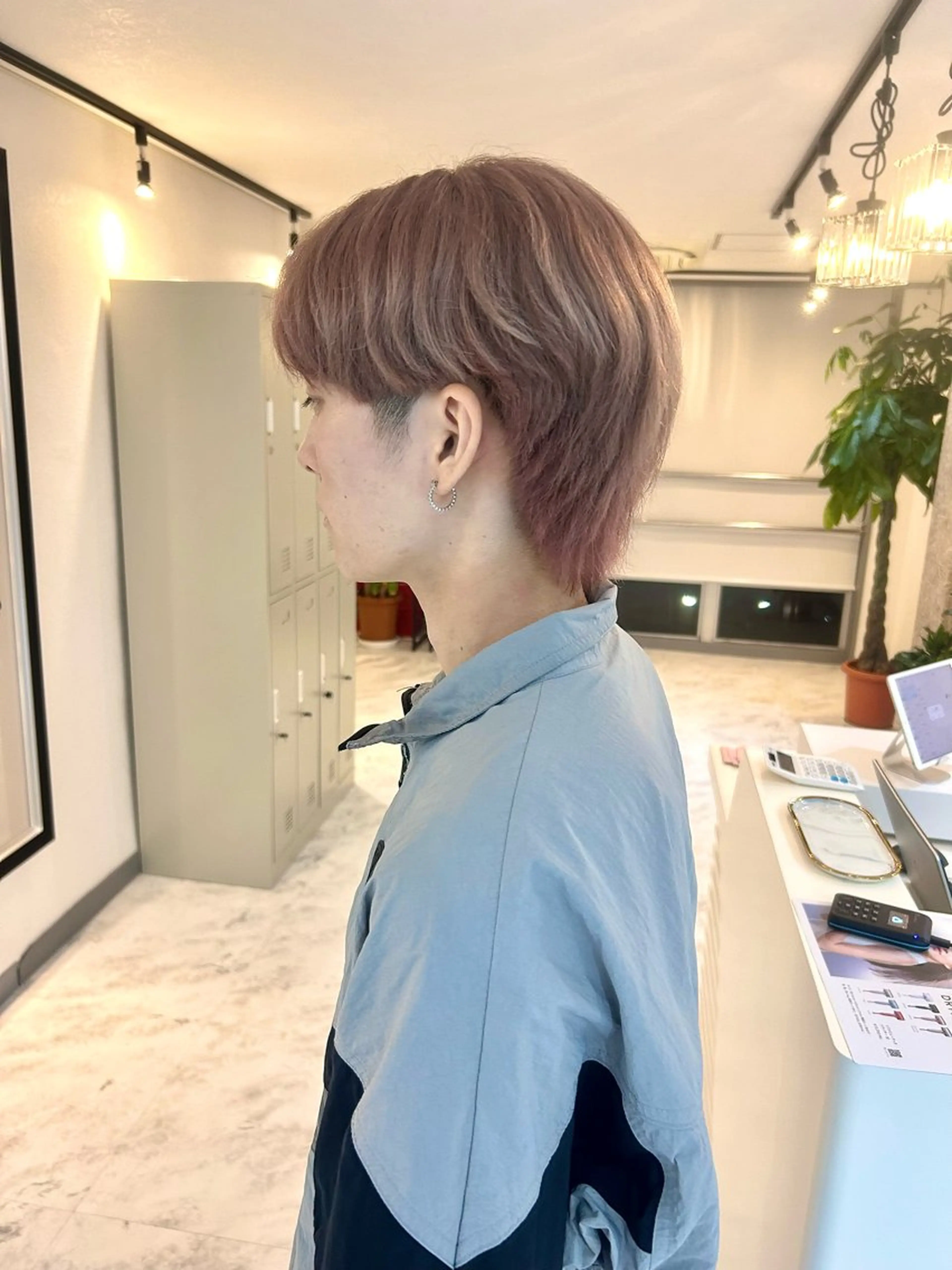 ショート カラー メンズ ヘアカラー トリートメント RINA/ハイトーン /レイヤー/髪質改善のヘアスタイル