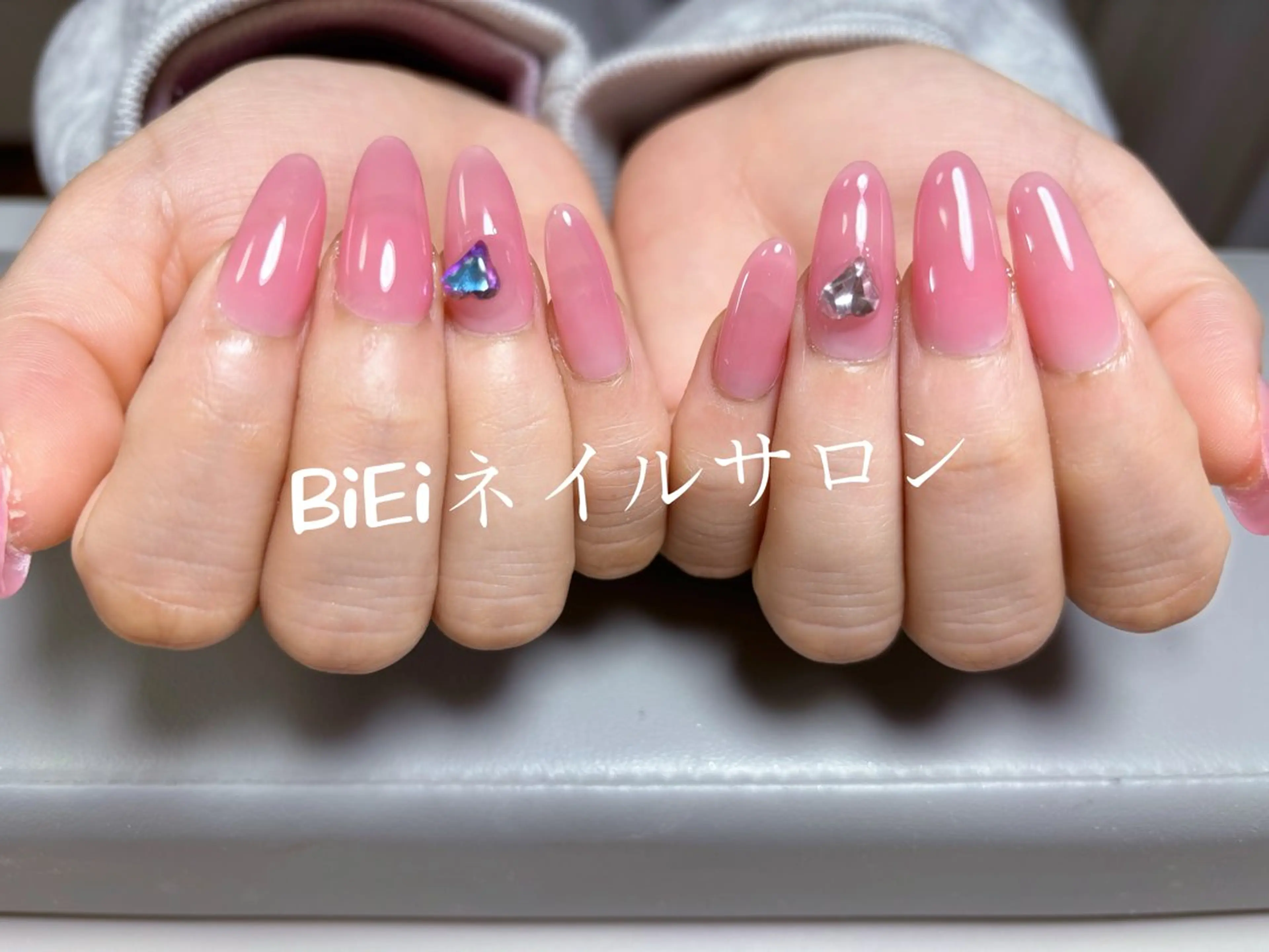 ネイル BiEiネイルサロン所属・BiEi ネイルサロン長さ出しのネイルデザイン