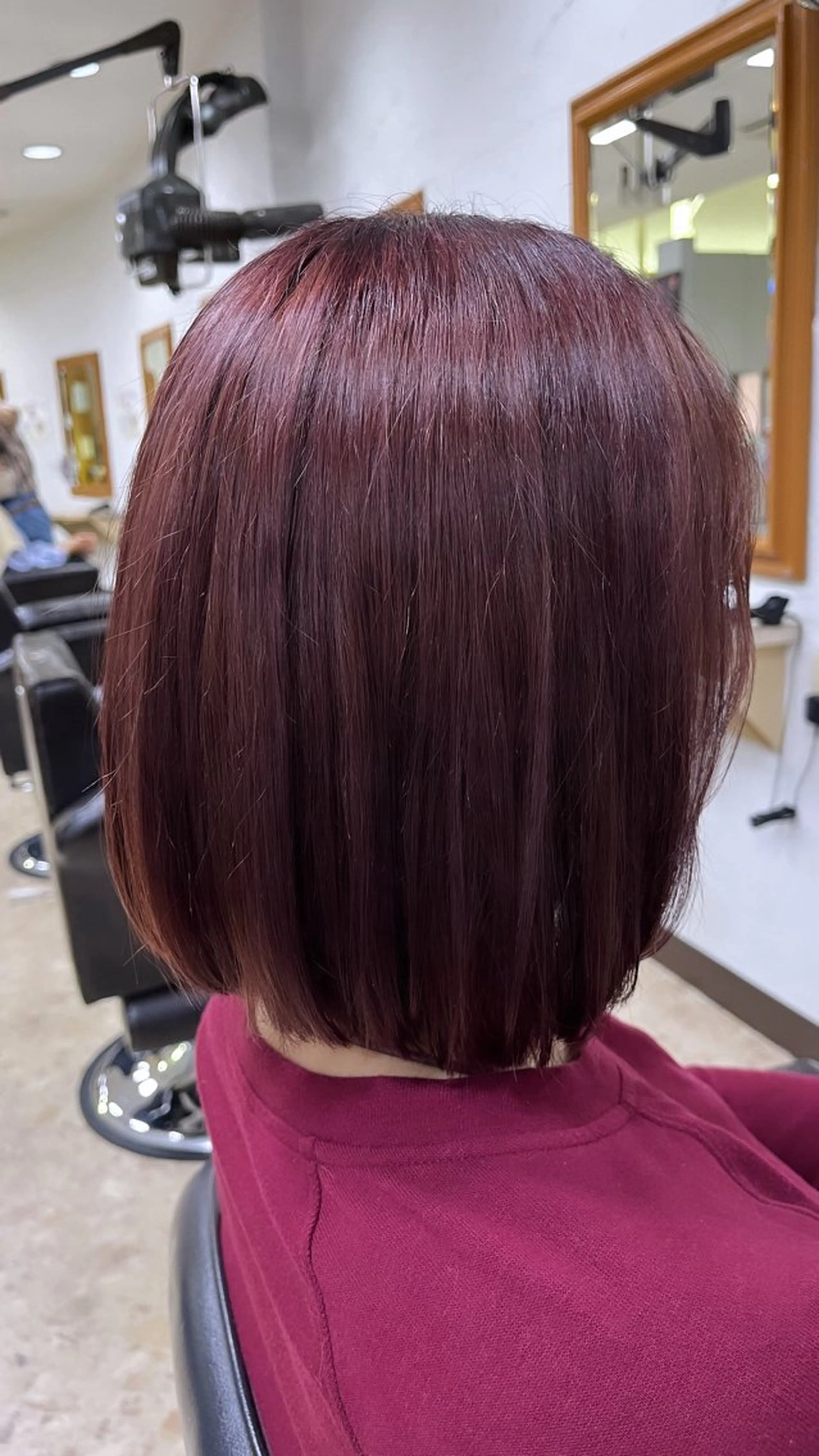 ミディアム カラー カシス ハイライトカラー ハイライト 山下 まりなのヘアスタイル