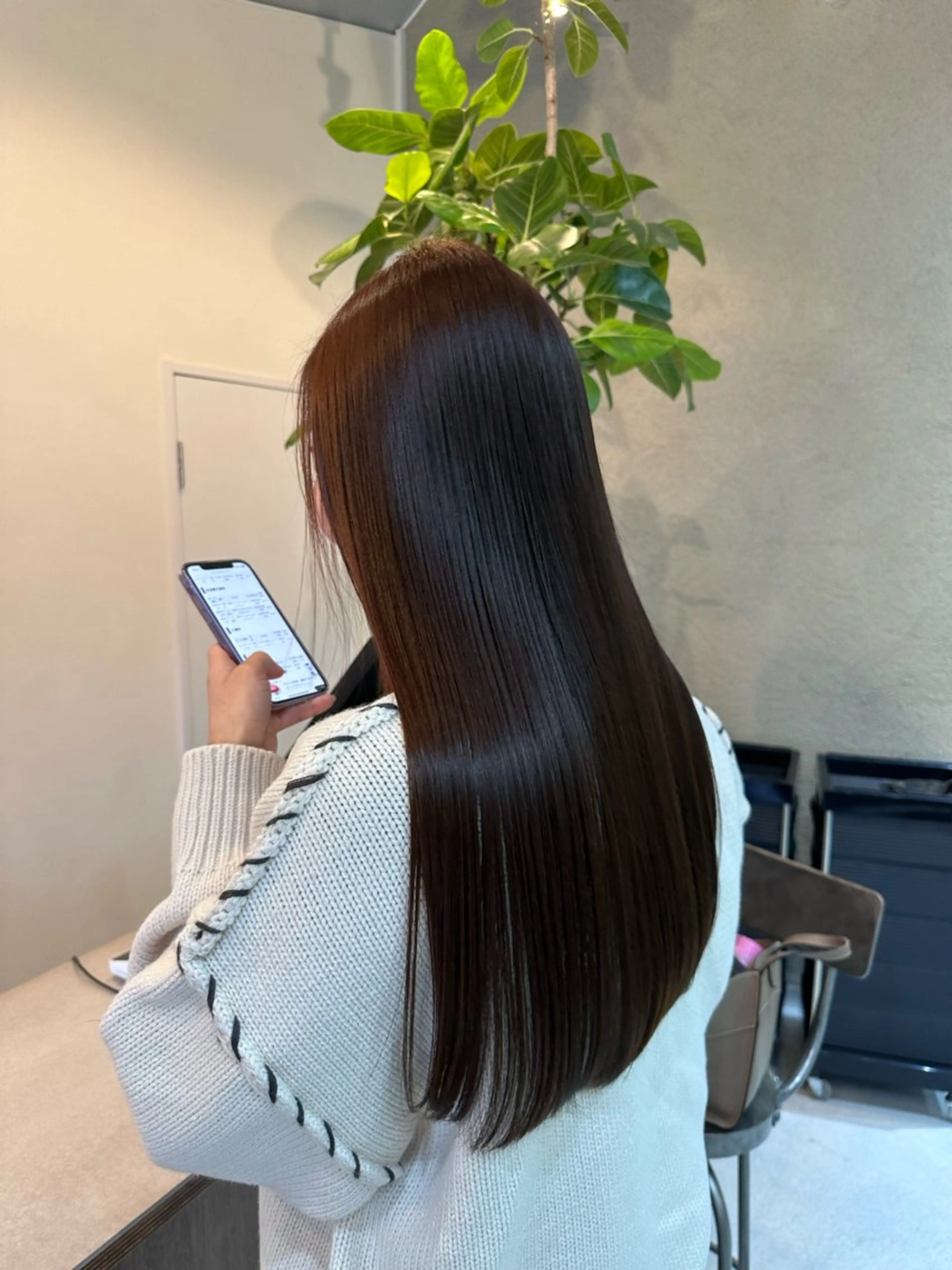 ロング カラー Shiro RENのヘアスタイル