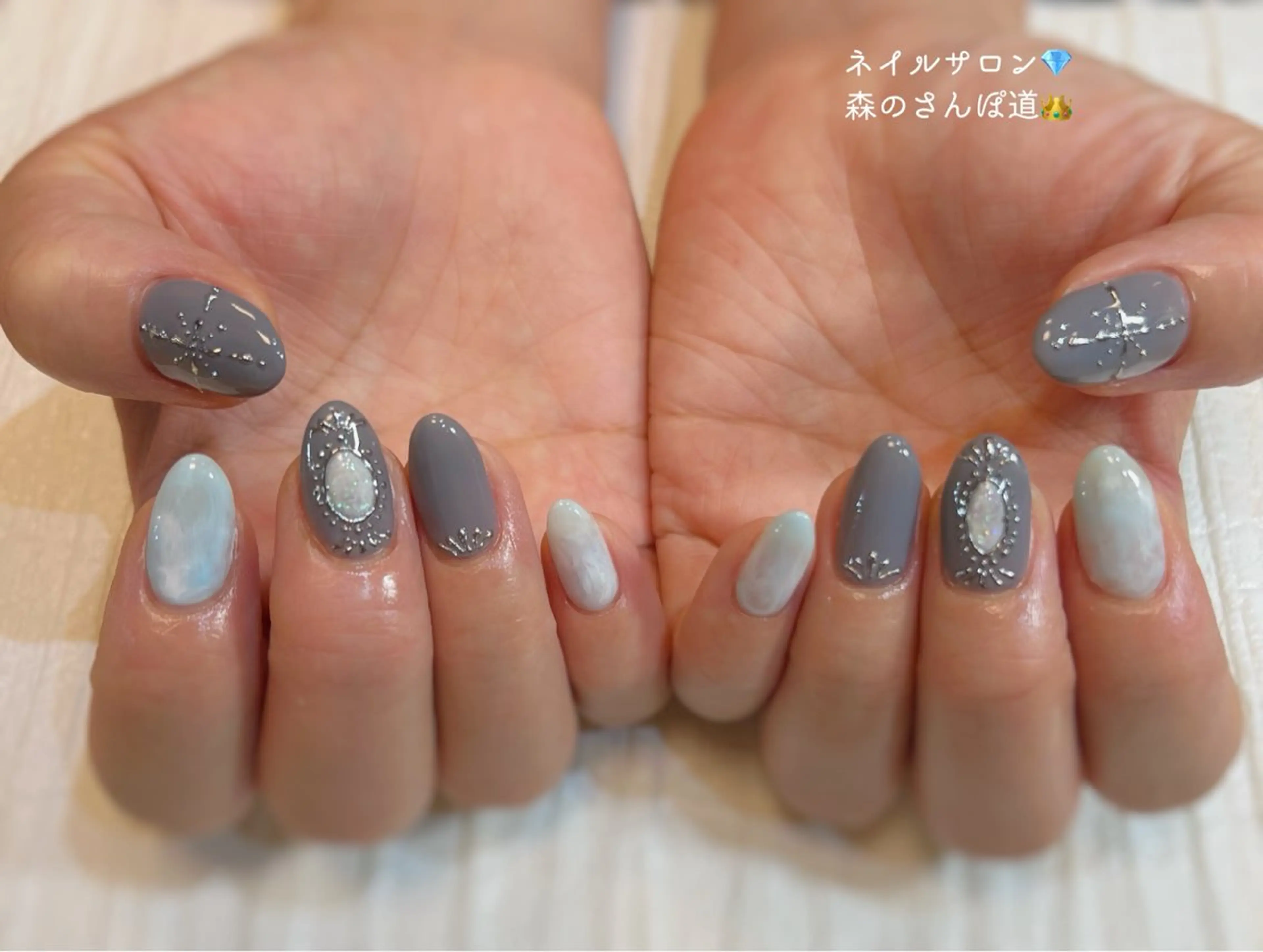 ネイル ハンドネイル ショートネイル 森のさんぽ道のネイルデザイン