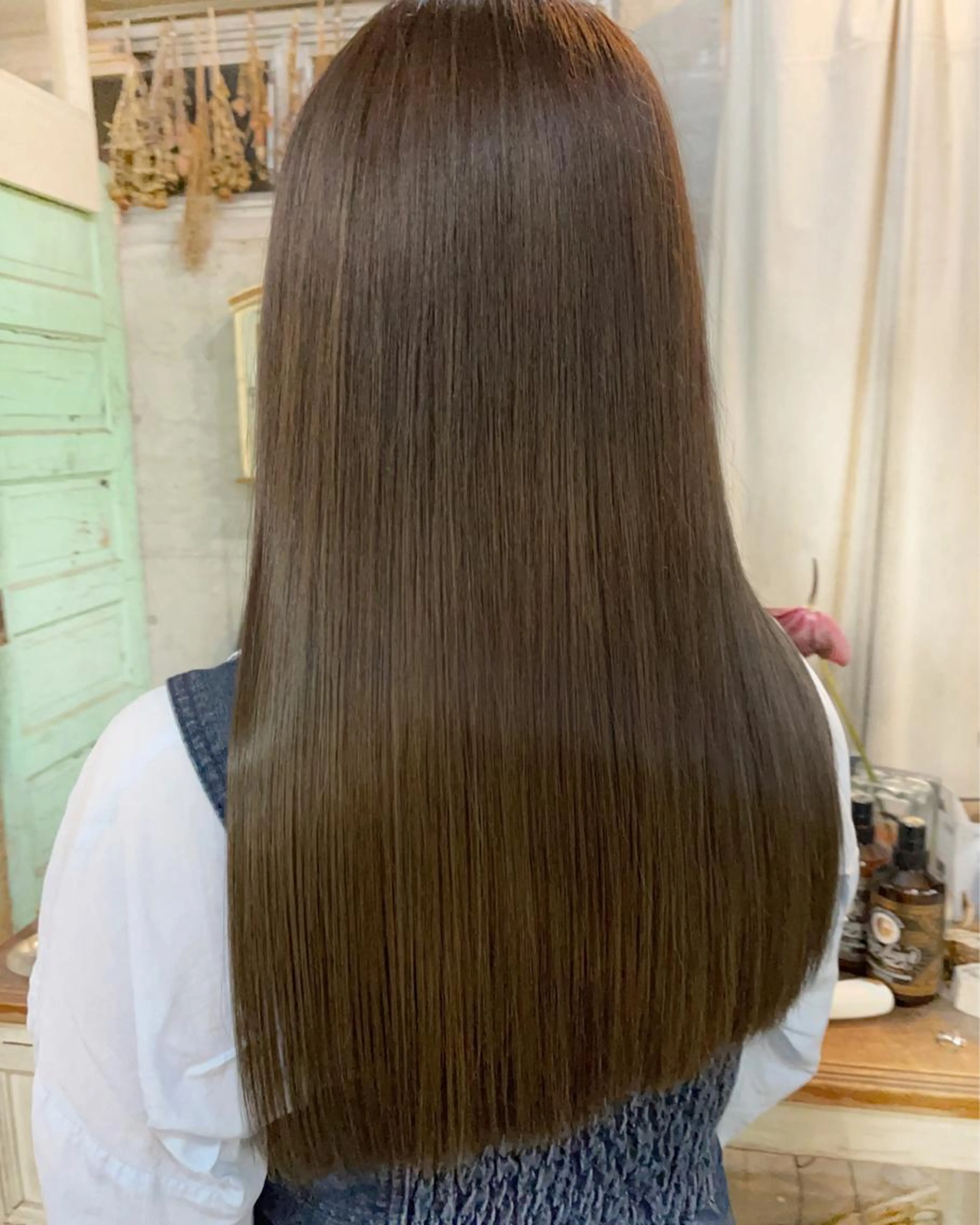 前髪cut + イルミナカラー + 3stepトリートメント🪡の写真