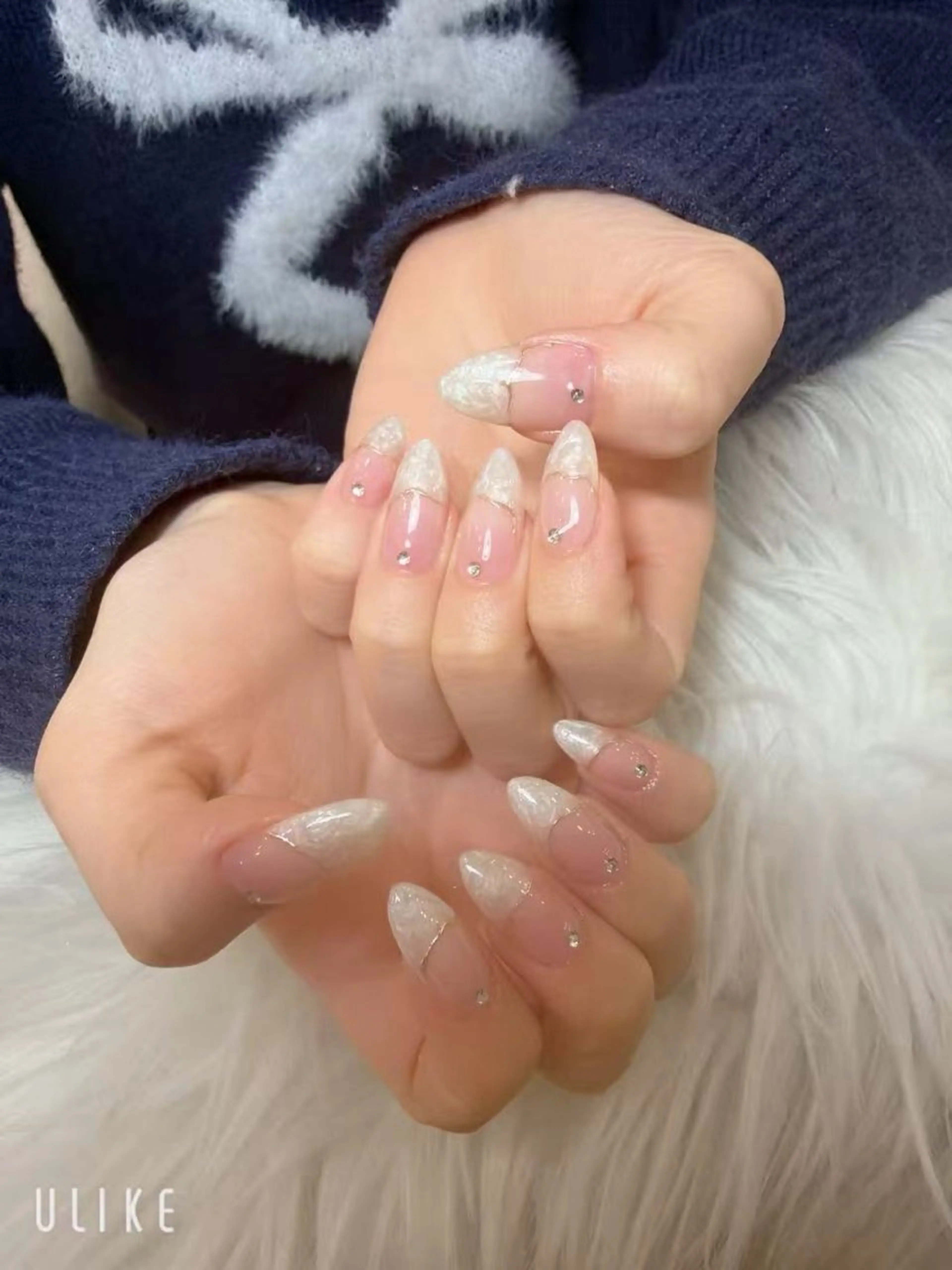 ネイル フレンチネイル 韓国ネイル マグネットネイル ニュアンスネイル オフィスネイル チョウ Rachaelのネイルデザイン