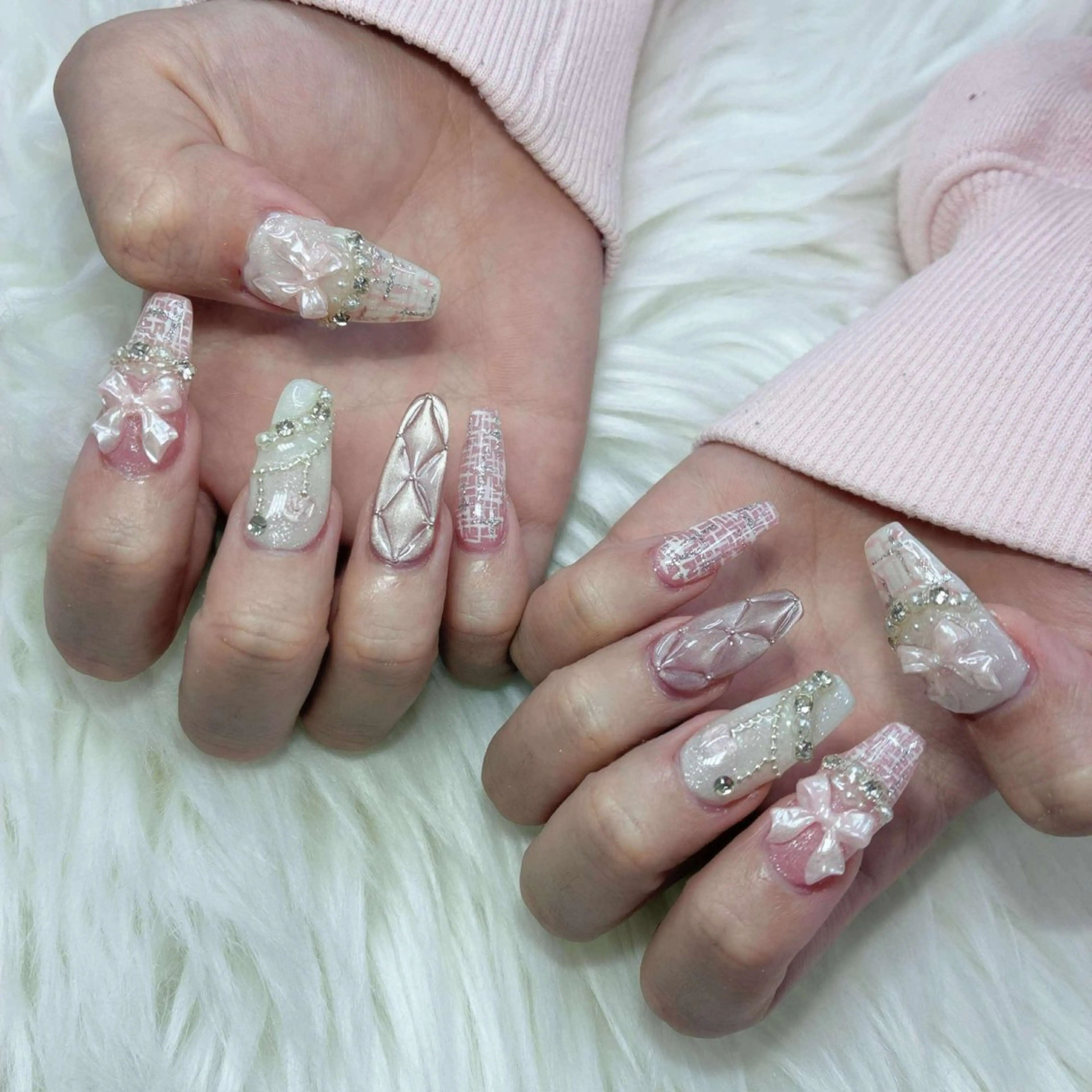 ネイル フレンチネイル 韓国ネイル マグネットネイル ニュアンスネイル オフィスネイル ハンドネイル Ha Nailのネイルデザイン