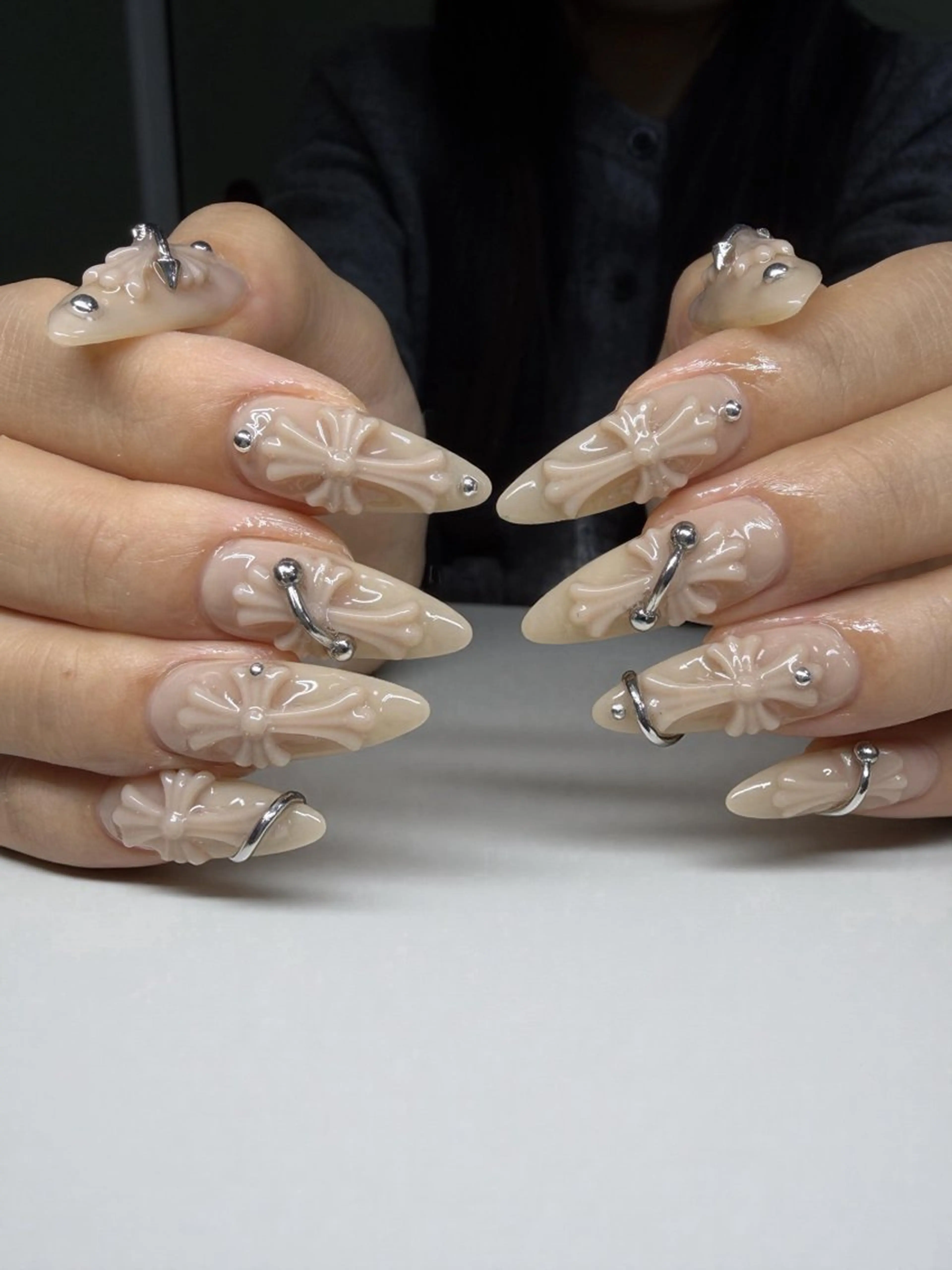 ネイル アートネイル オーロラネイル チークネイル 長さ出し フットネイル ハンドネイル Chan nailsのネイルデザイン