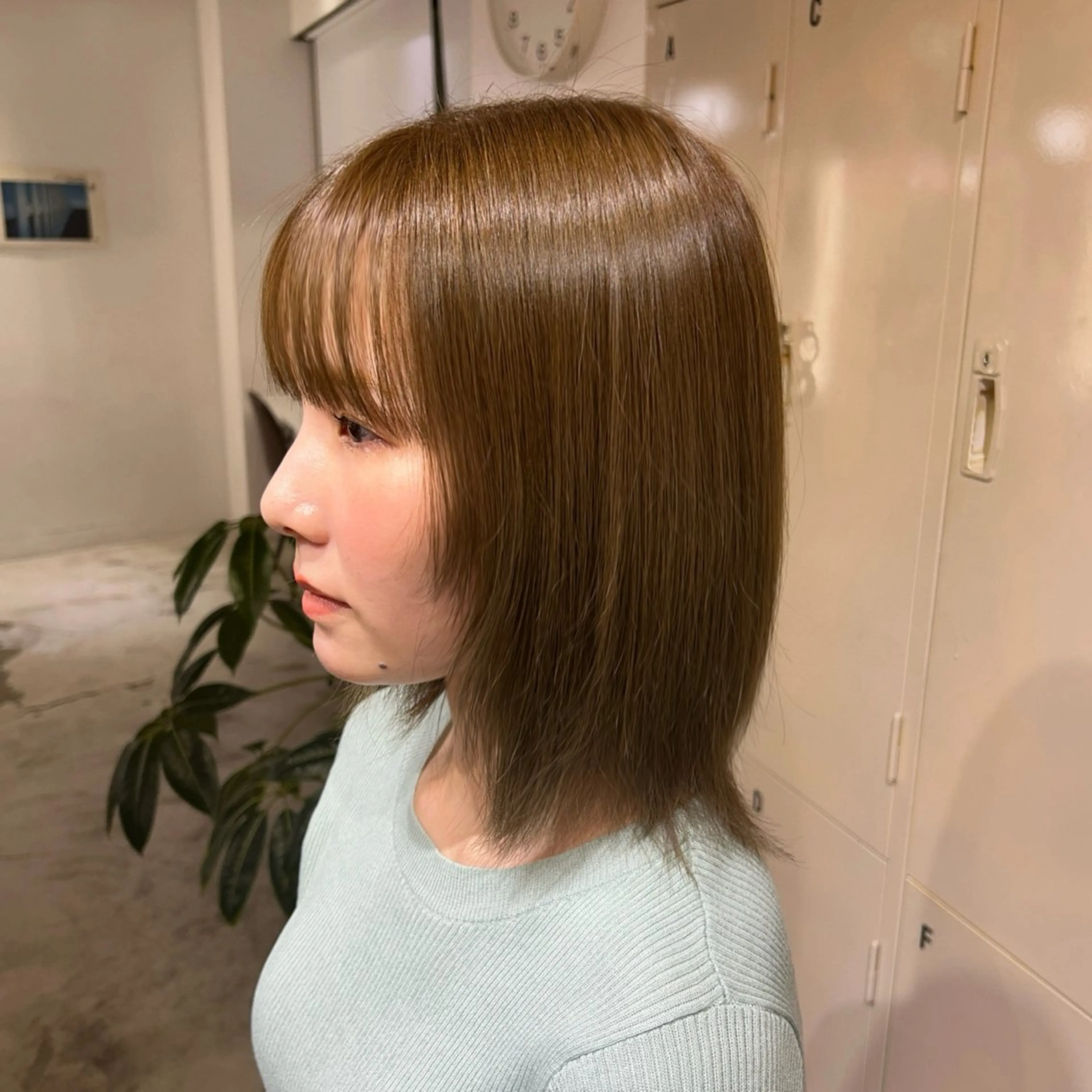 ミディアム カラー ヘアカラー トリートメント 🧚🏻透明感カラー 🫧フウワのヘアスタイル